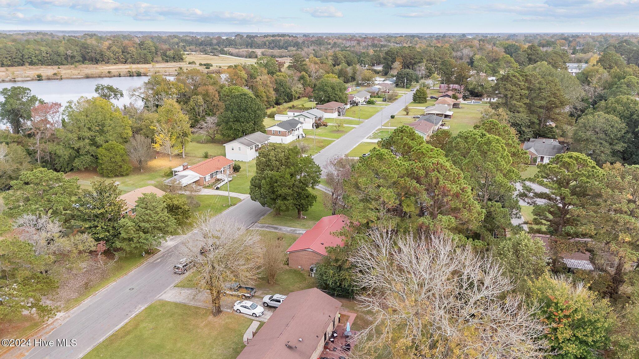 2603 N Hills Drive Property Photo 39
