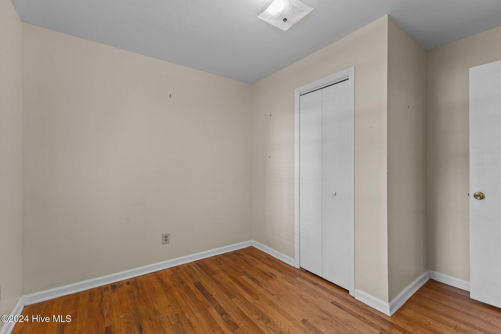 1701 Front Street Property Photo 8