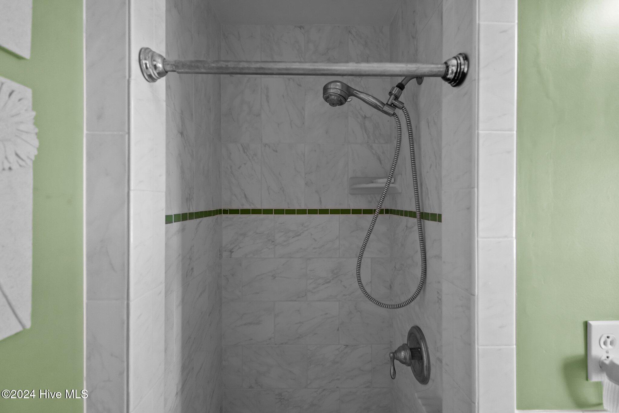 1701 Front Street Property Photo 13