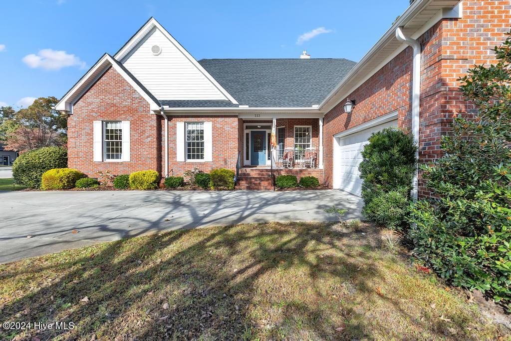 113 Golf Terrace Drive Property Photo 3