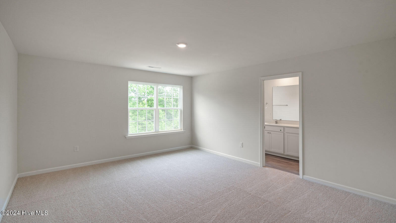 210 Bay Laurel Drive Property Photo 19