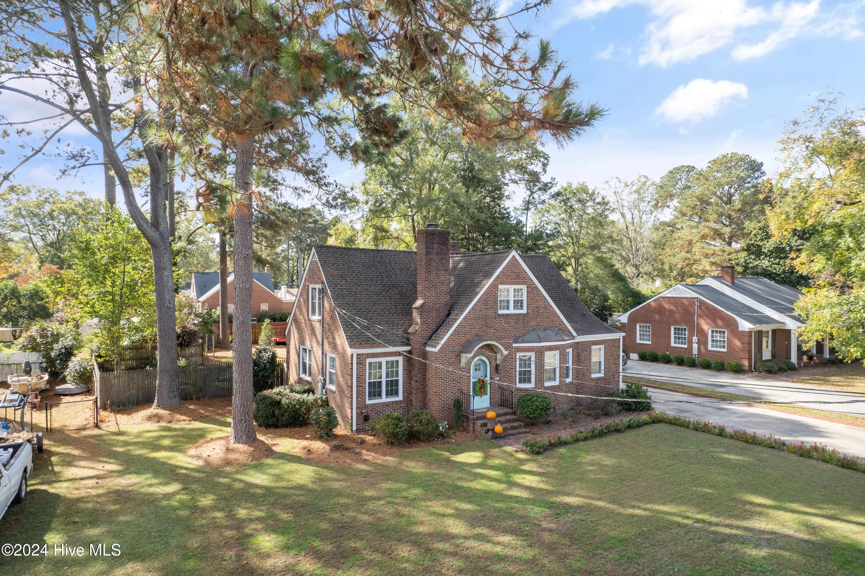 1510 Evergreen Avenue Property Photo 4