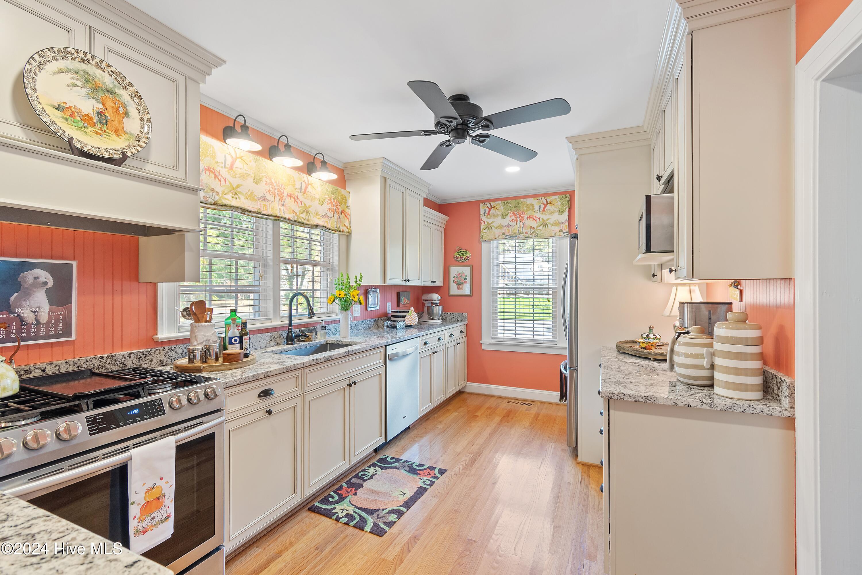 1510 Evergreen Avenue Property Photo 14