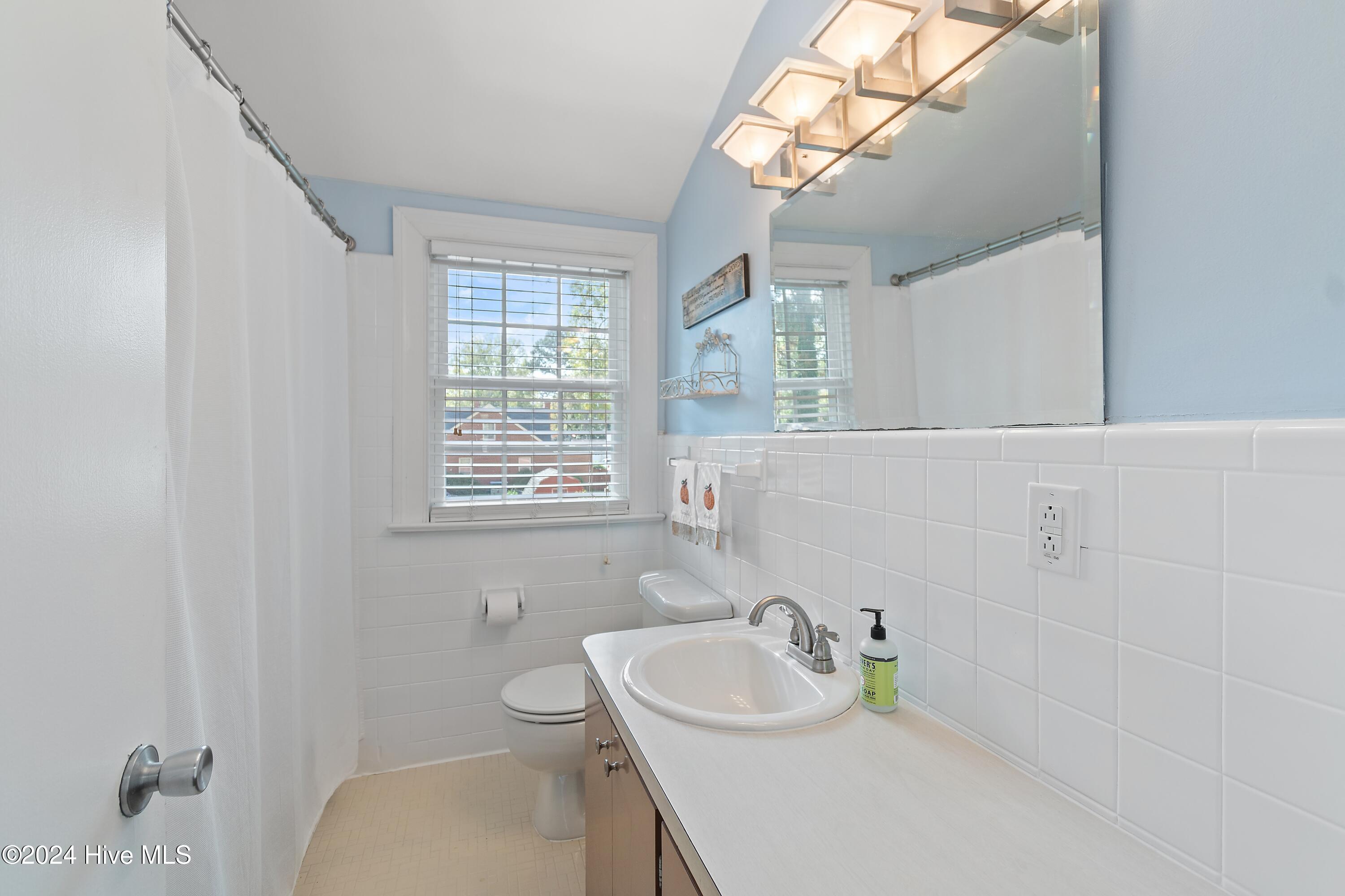 1510 Evergreen Avenue Property Photo 28