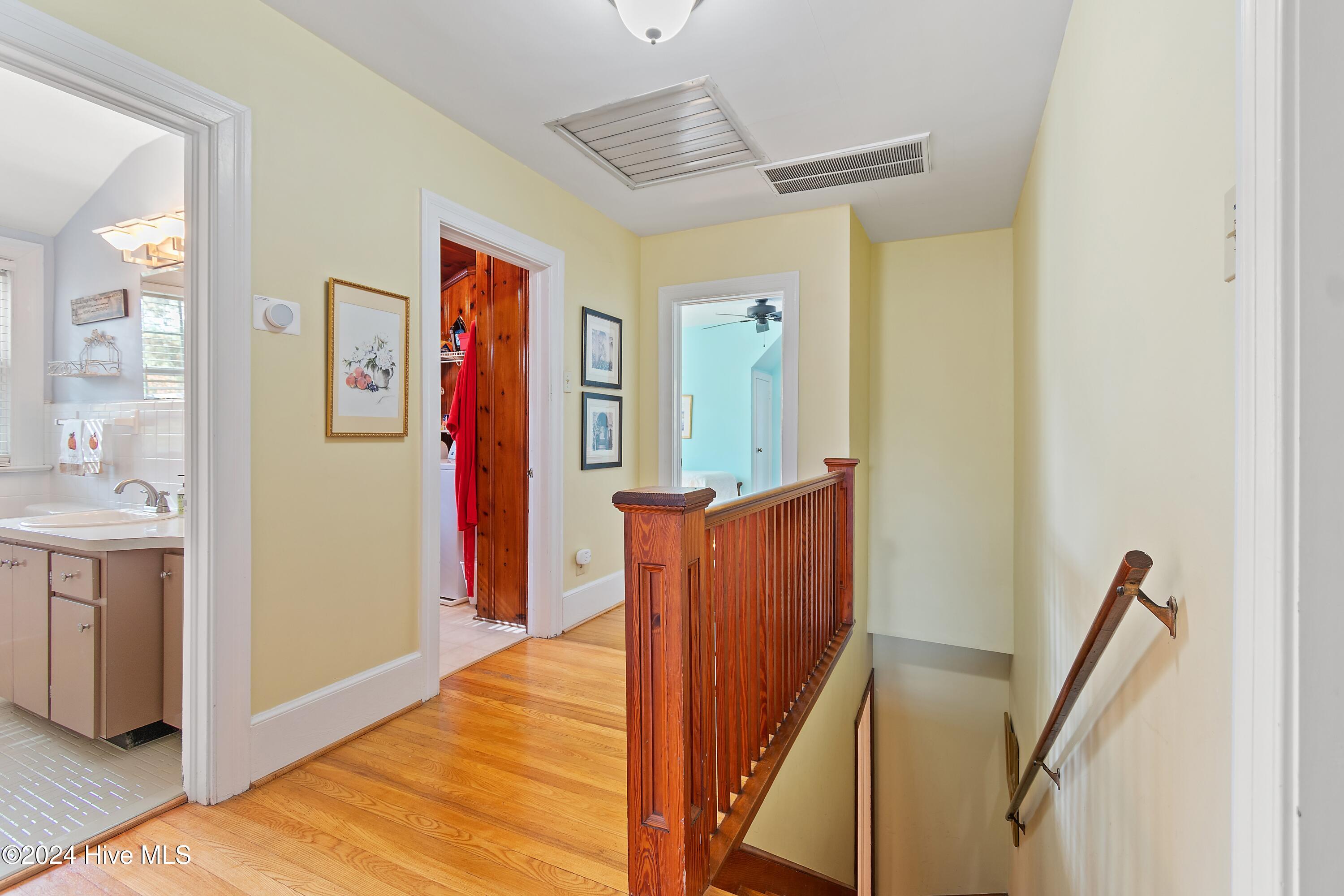 1510 Evergreen Avenue Property Photo 30