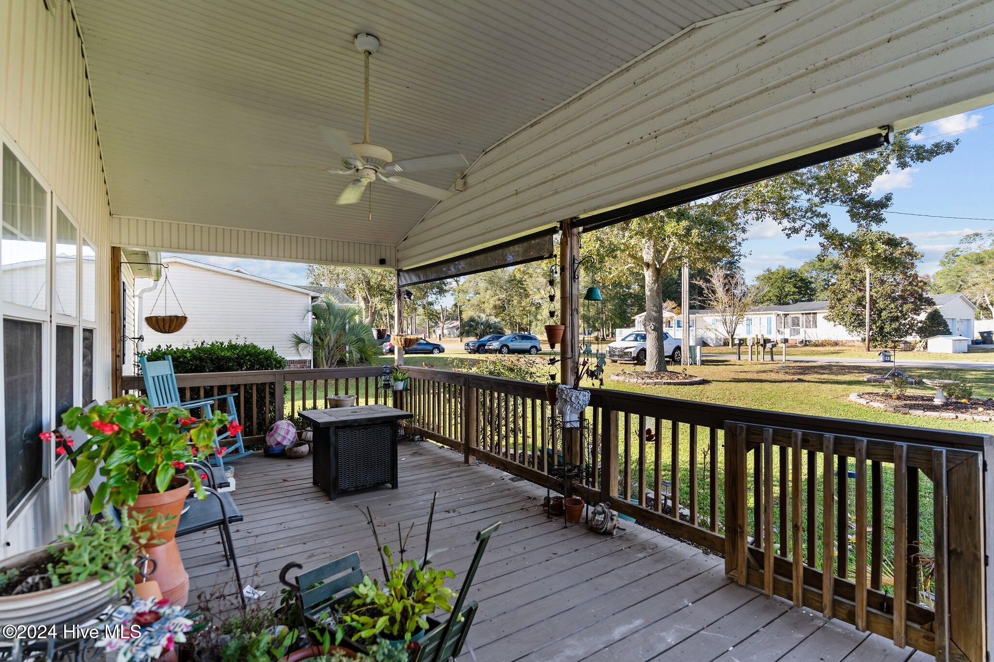 2268 W Tanglewood Drive Property Photo 4