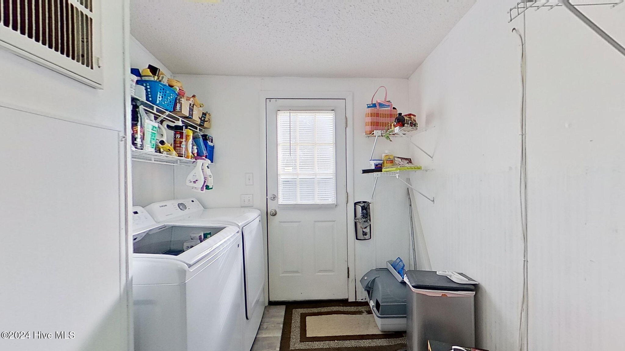 2268 W Tanglewood Drive Property Photo 14