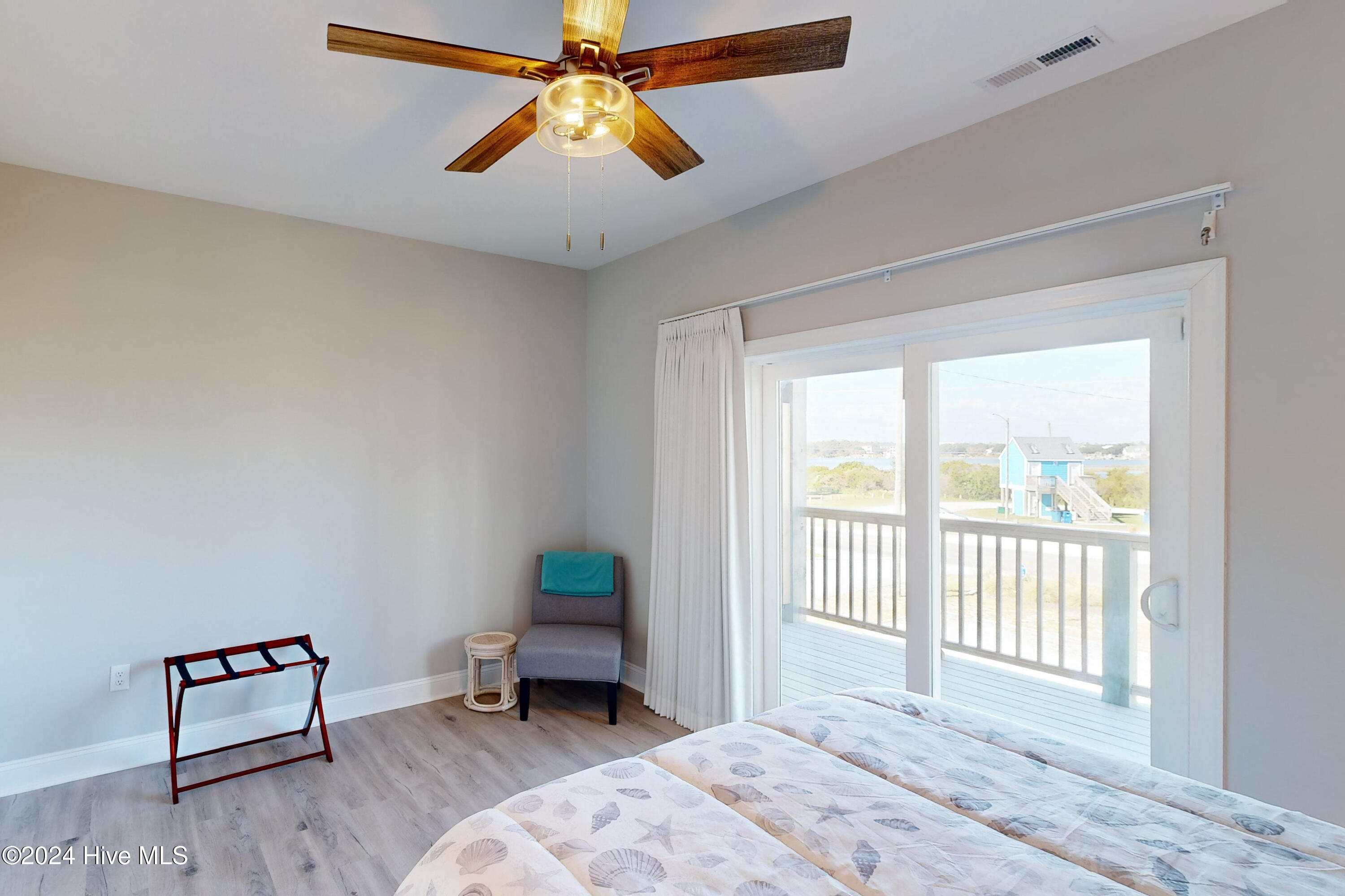 1796 New River Inlet Road Property Photo 28