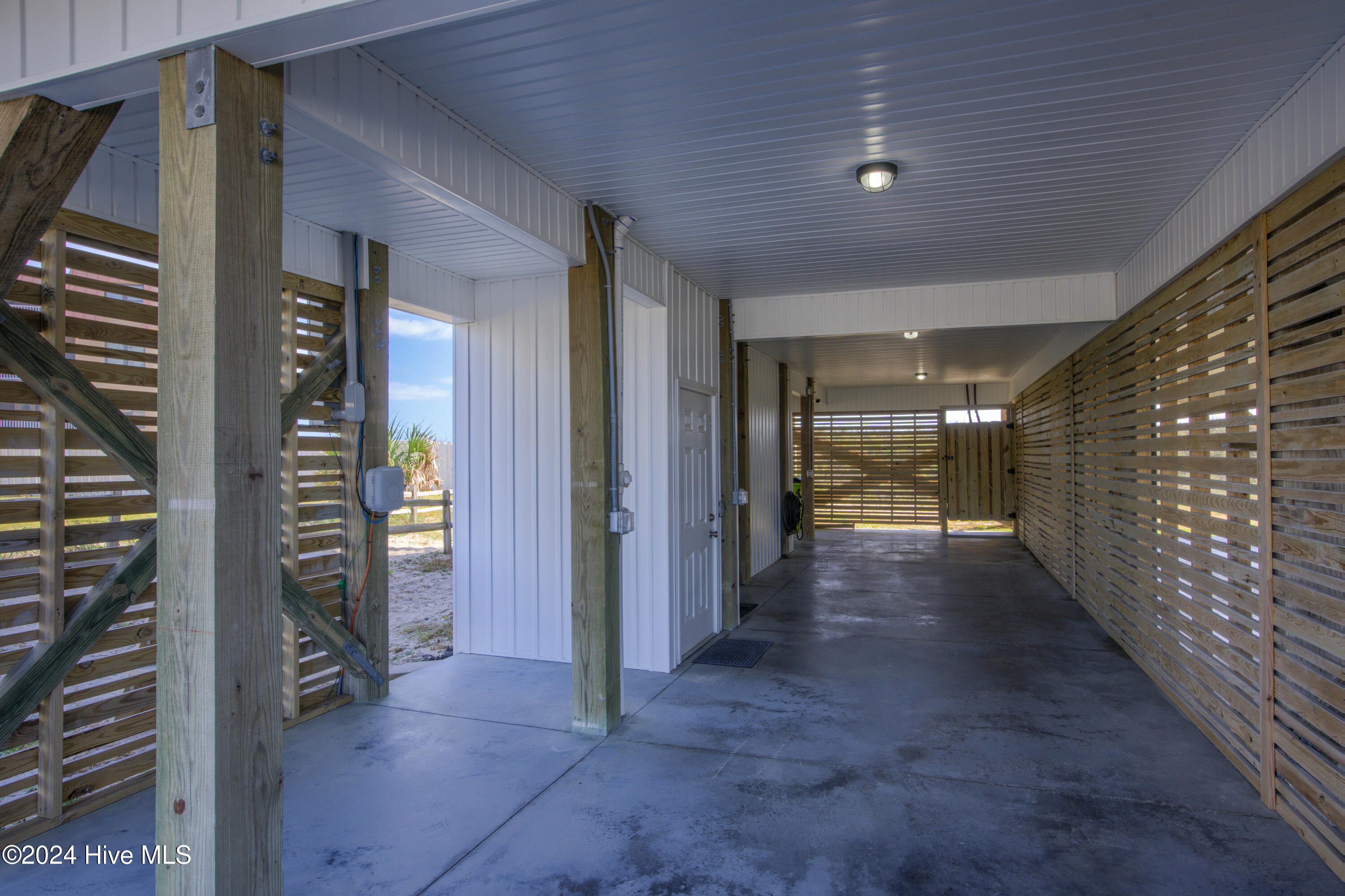 1796 New River Inlet Road Property Photo 35