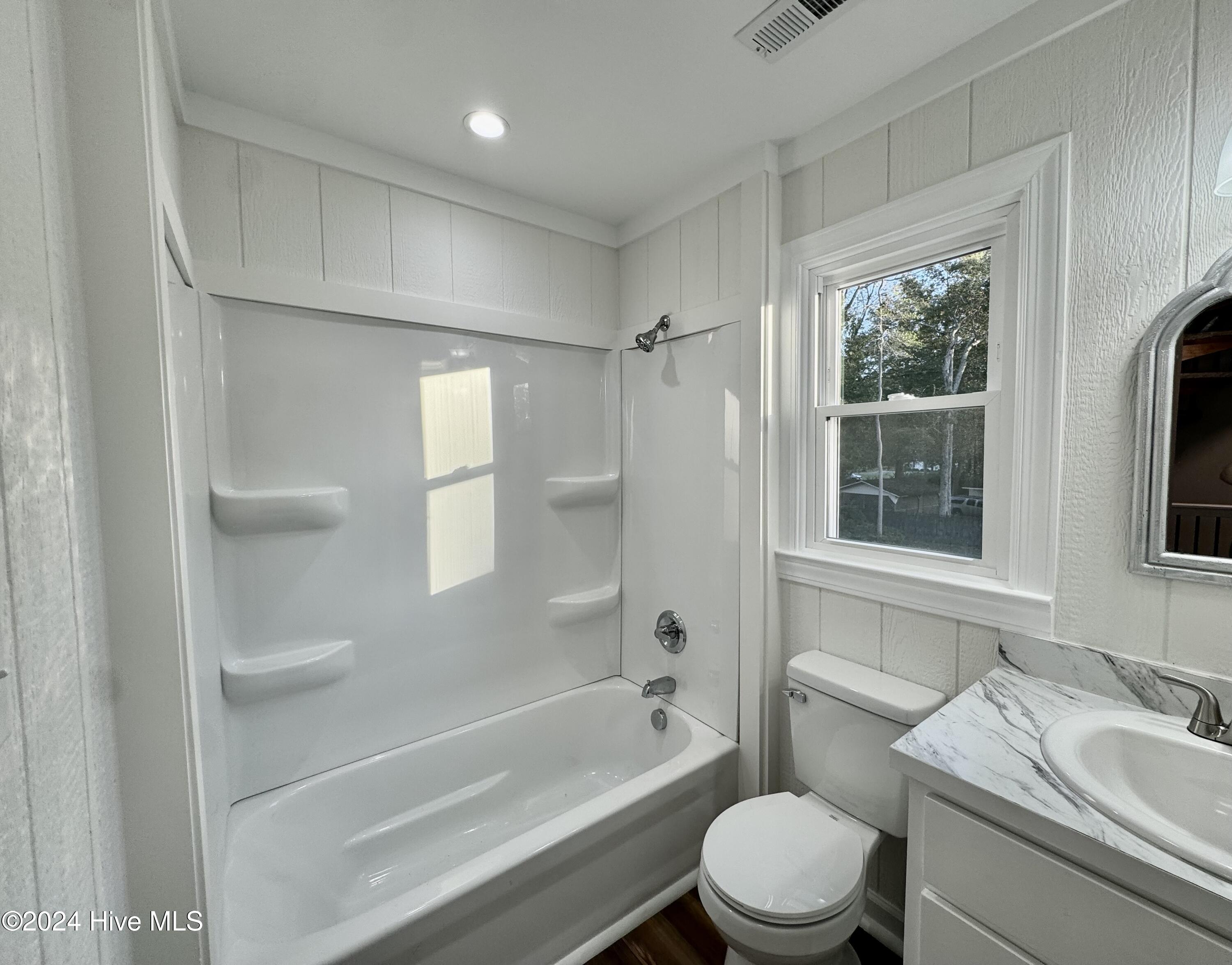2443 Creekside Road Property Photo 28