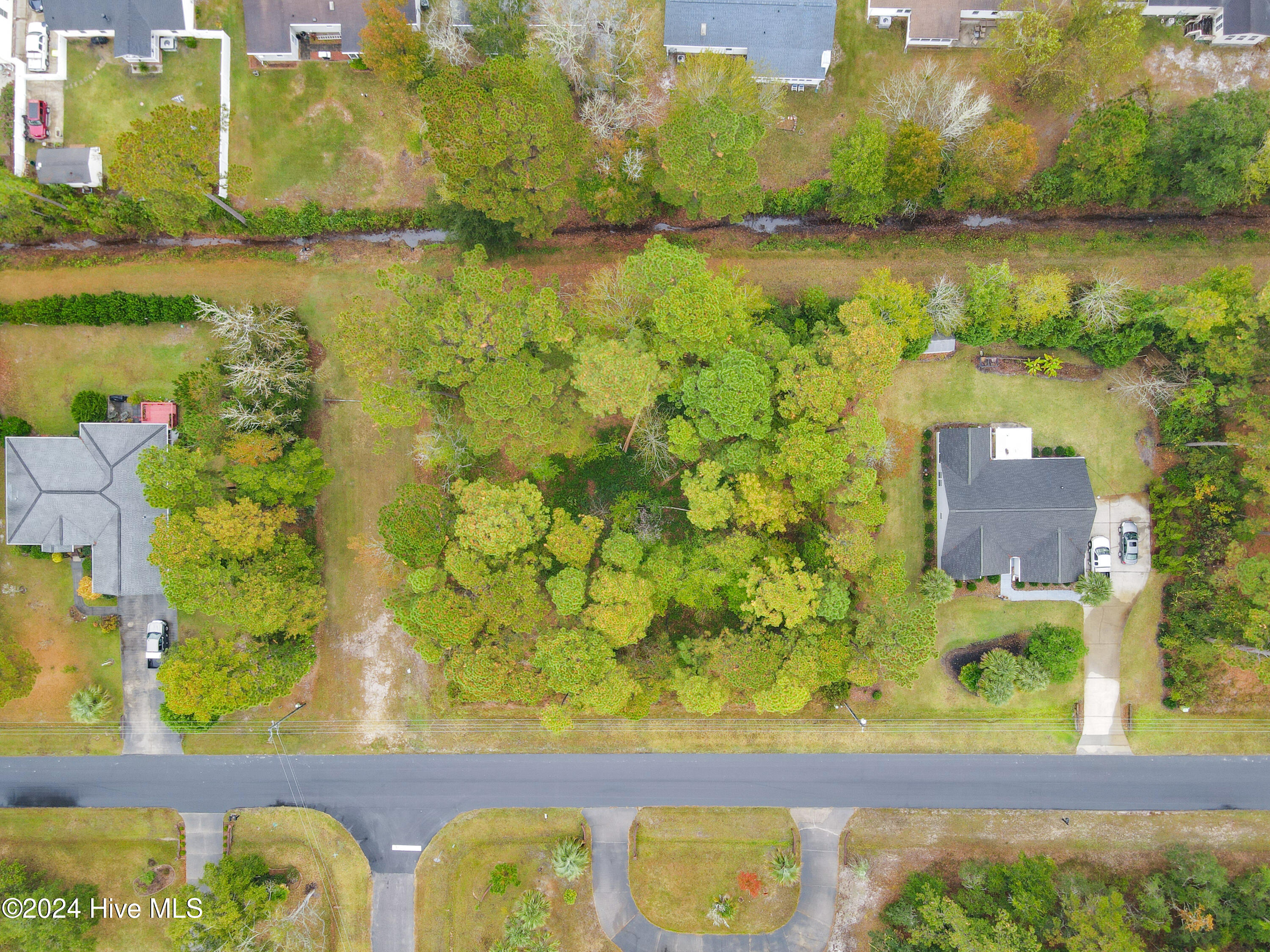 57 Pinewood Drive Property Photo 3