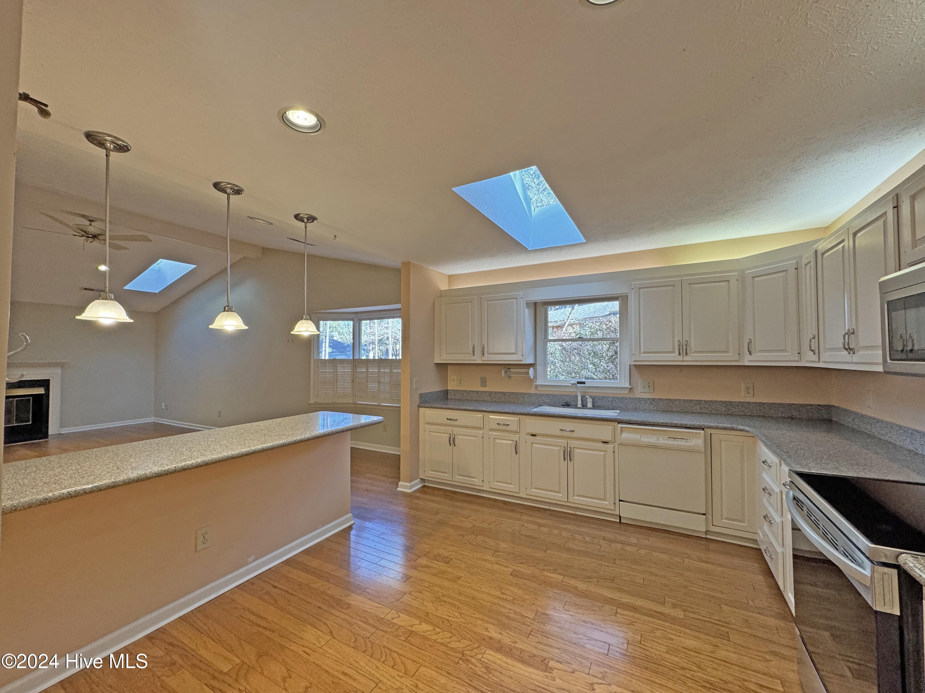 25 Gull Lane Property Photo 3