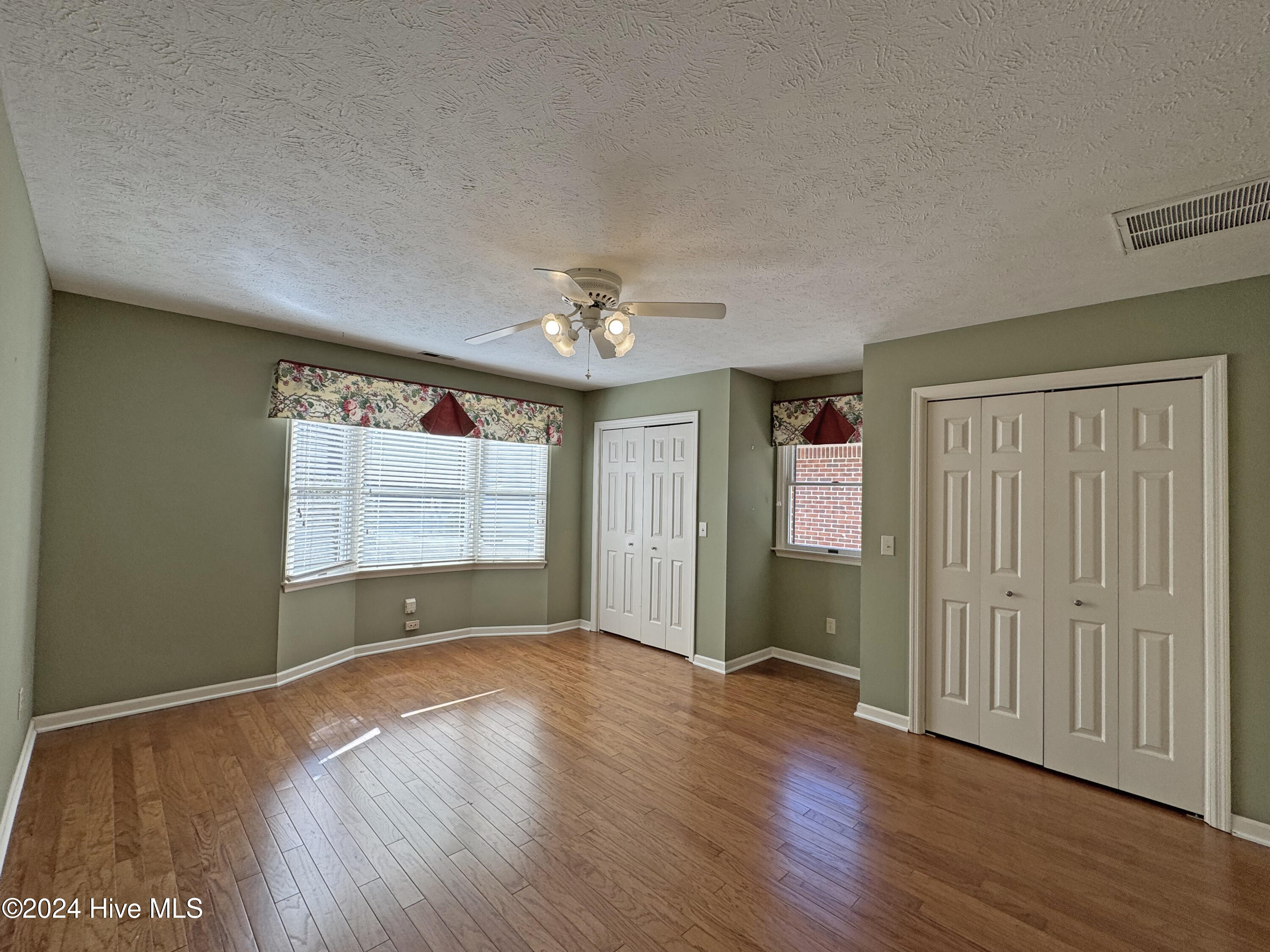 25 Gull Lane Property Photo 14