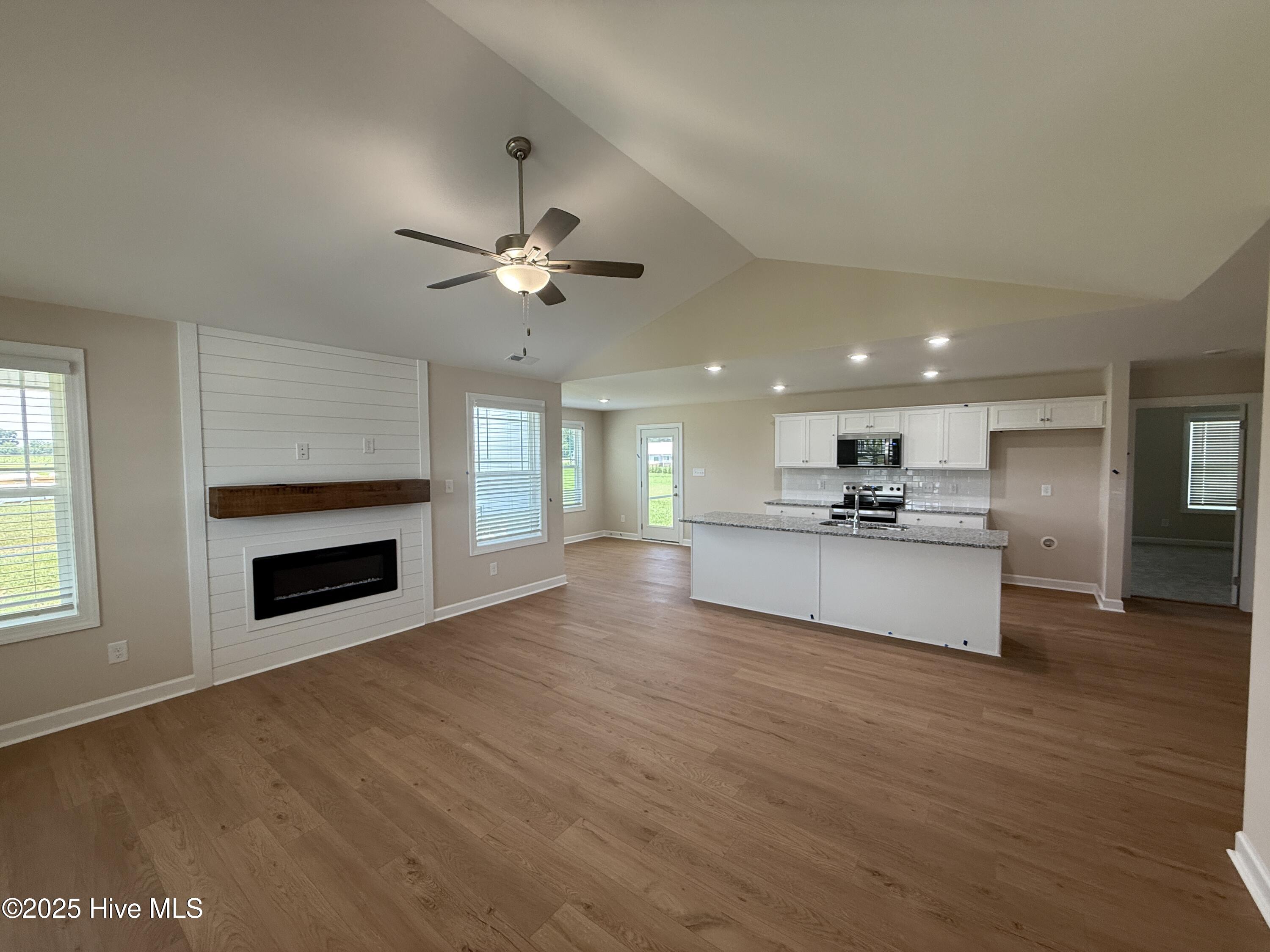 47 Silver Court Property Photo 2