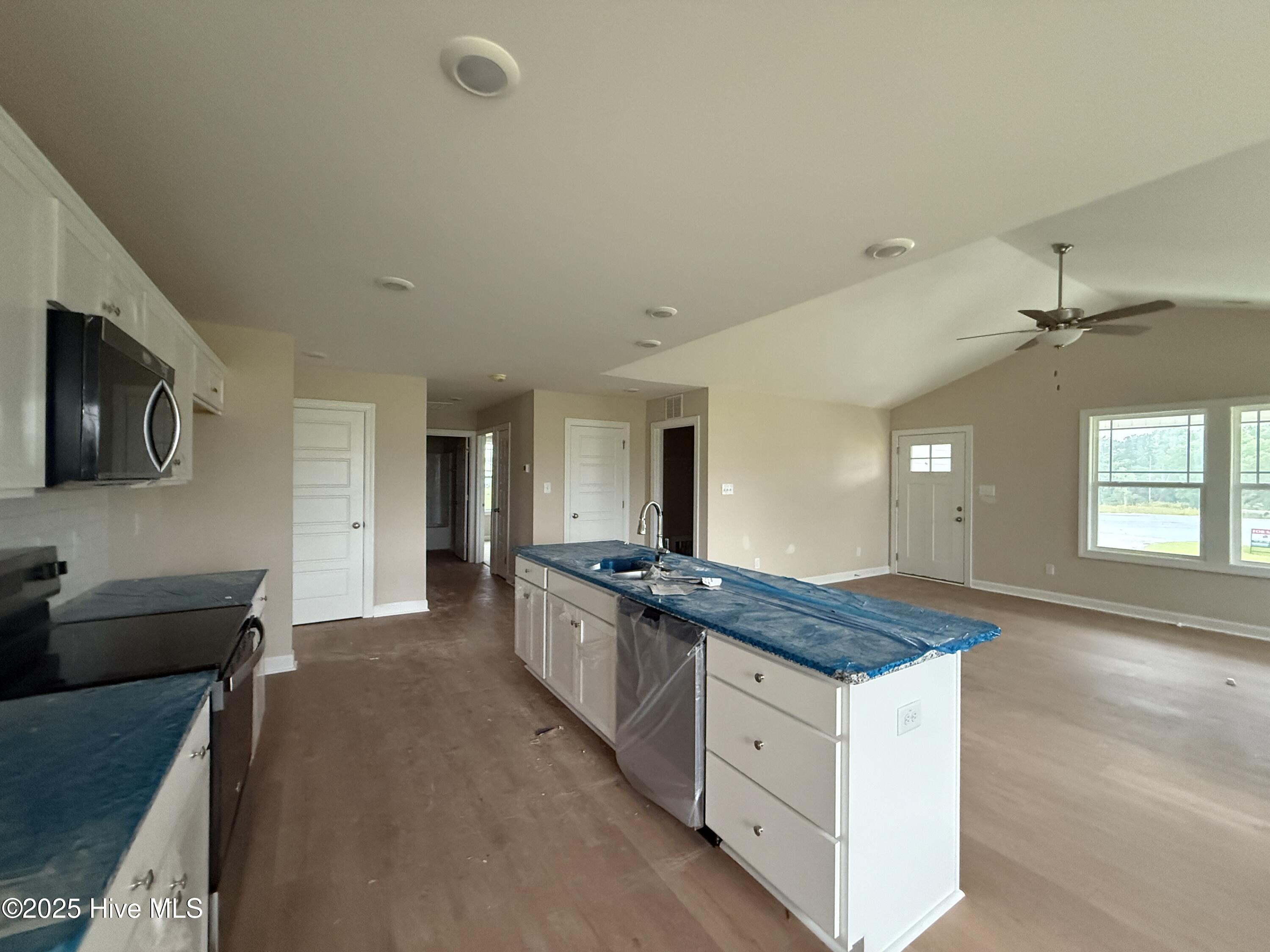 47 Silver Court Property Photo 5