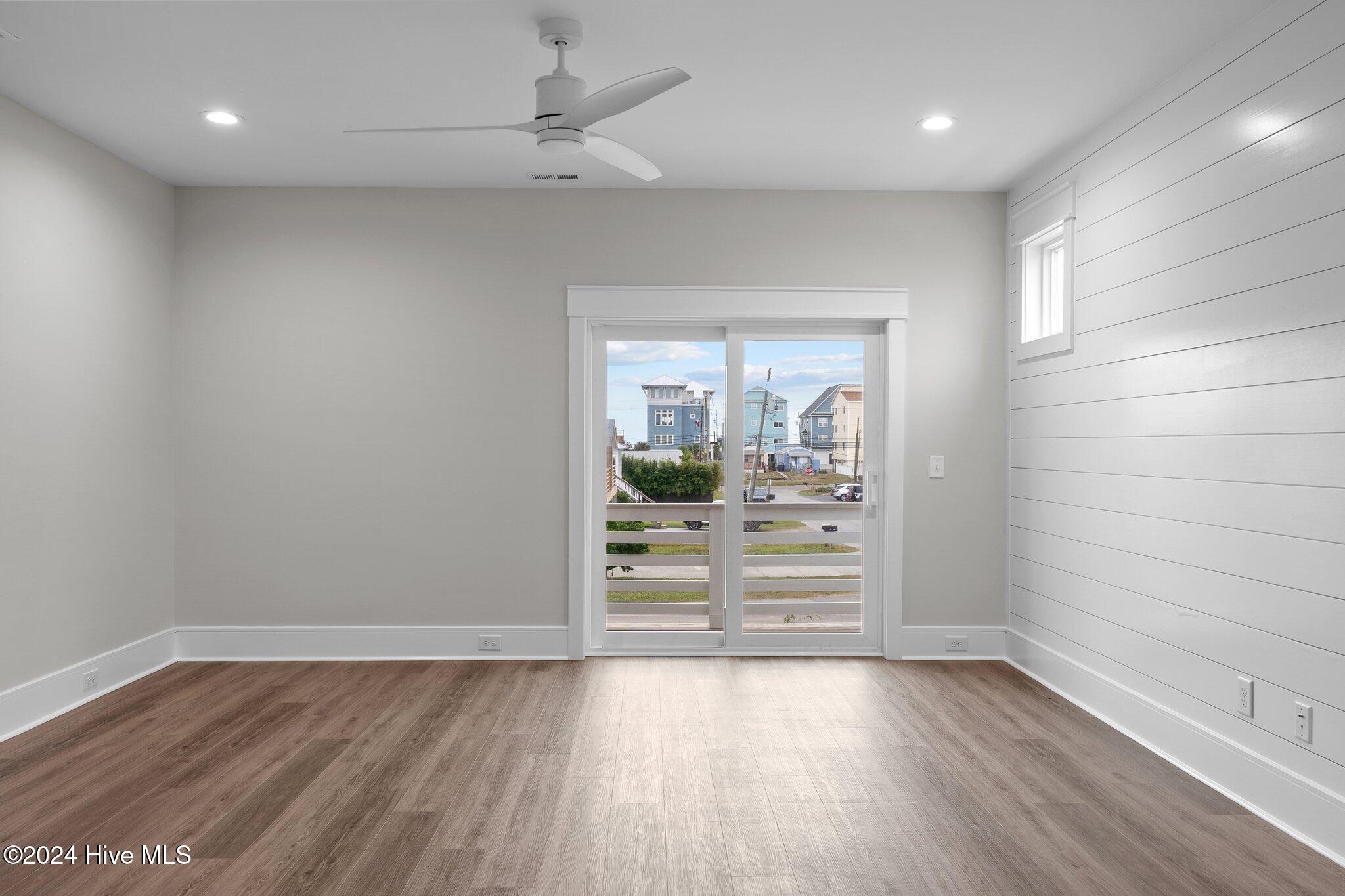 908 Second Street Unit 2 Property Photo 17