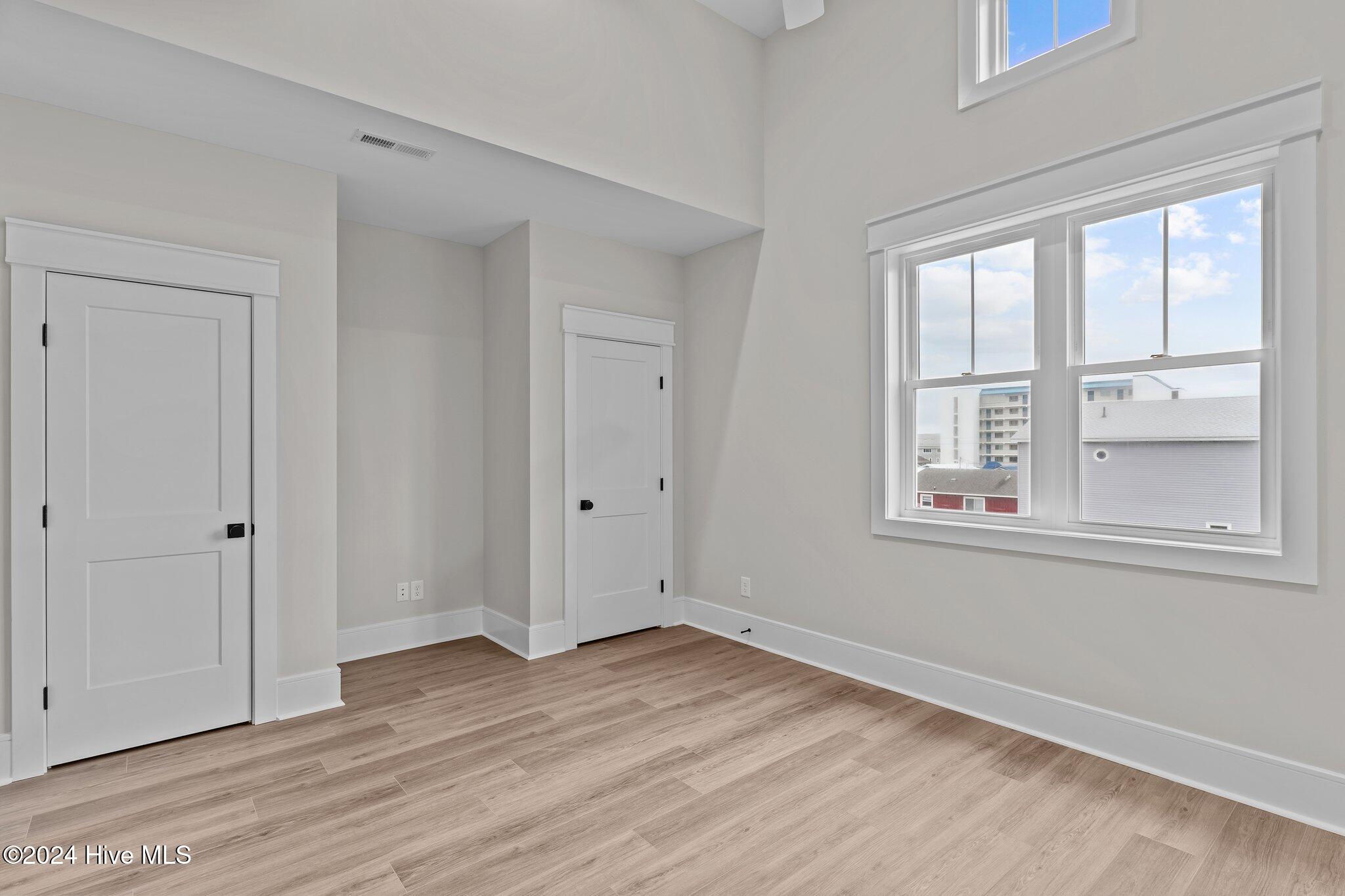 908 Second Street Unit 2 Property Photo 34