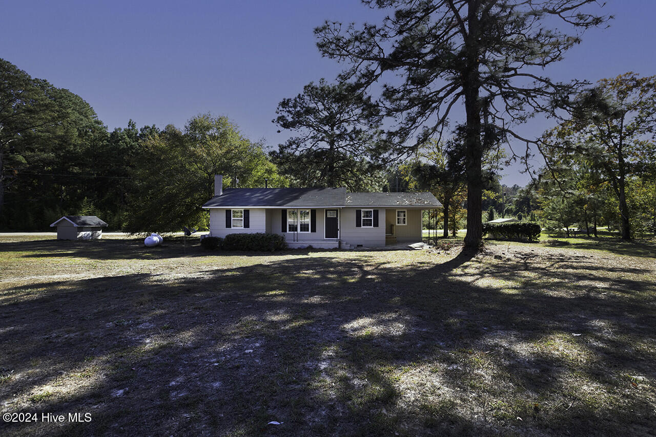 4050 Doc Bennett Road Property Photo 2