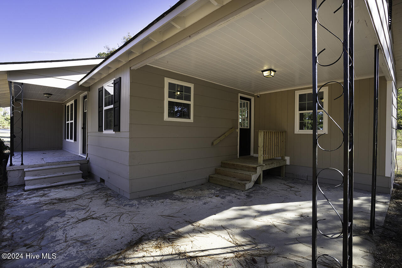 4050 Doc Bennett Road Property Photo 4