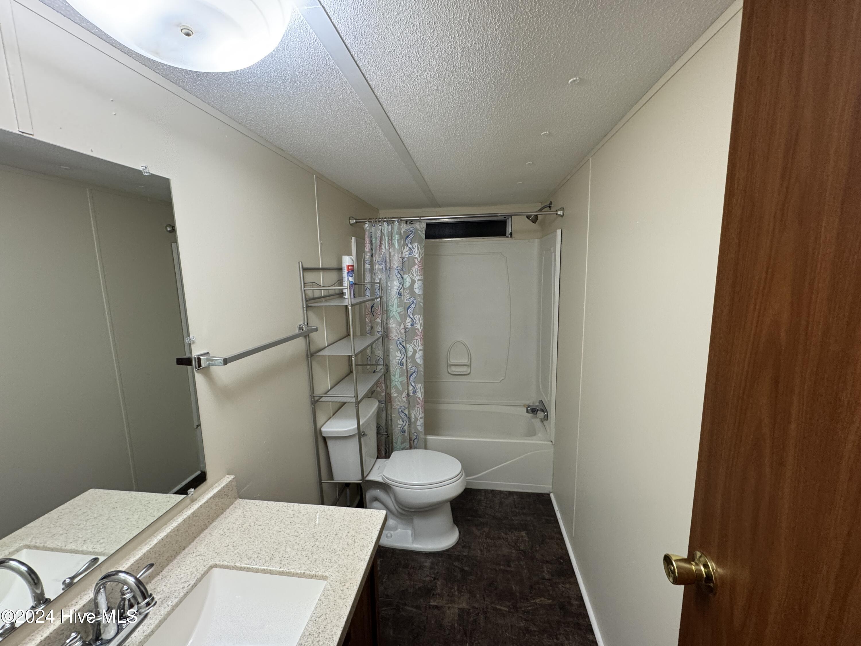 587 Mary Lou Lane Property Photo 14