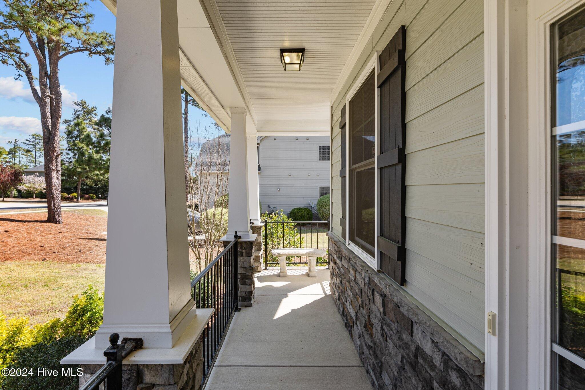 280 Wiregrass Lane Property Photo 7