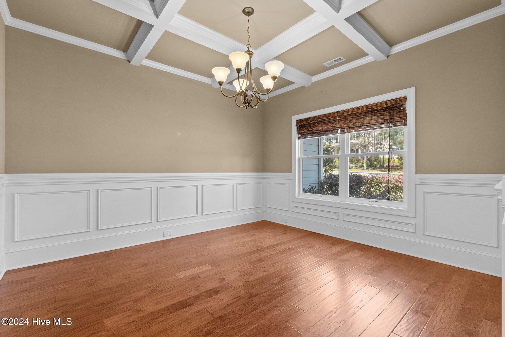 280 Wiregrass Lane Property Photo 17