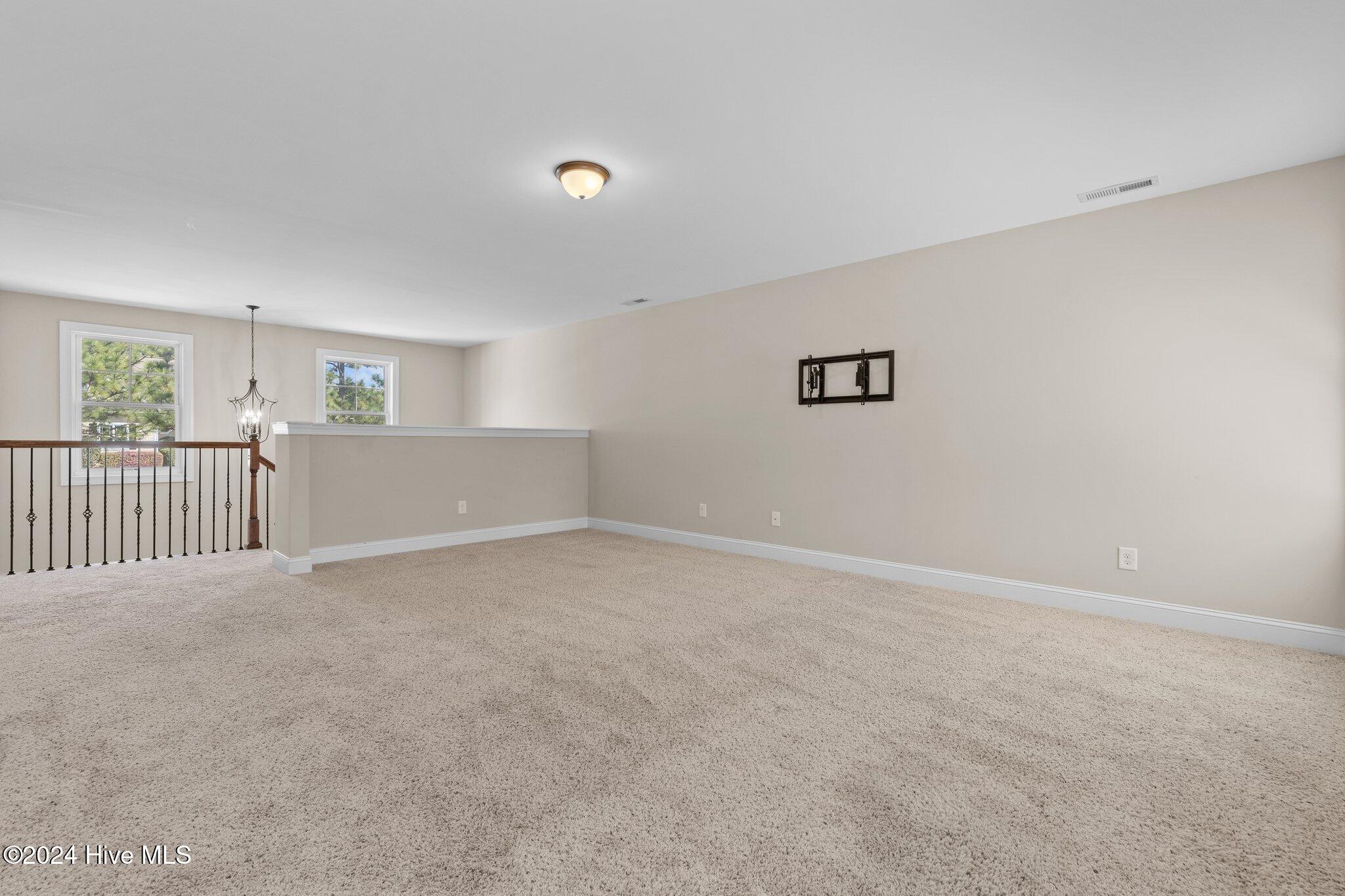 280 Wiregrass Lane Property Photo 29