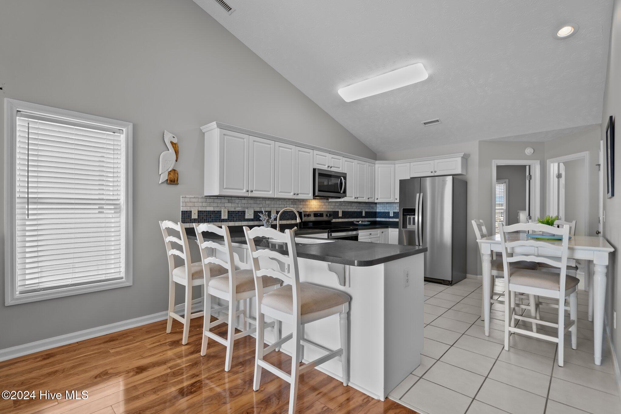 312 N Shore Drive A Property Photo 13