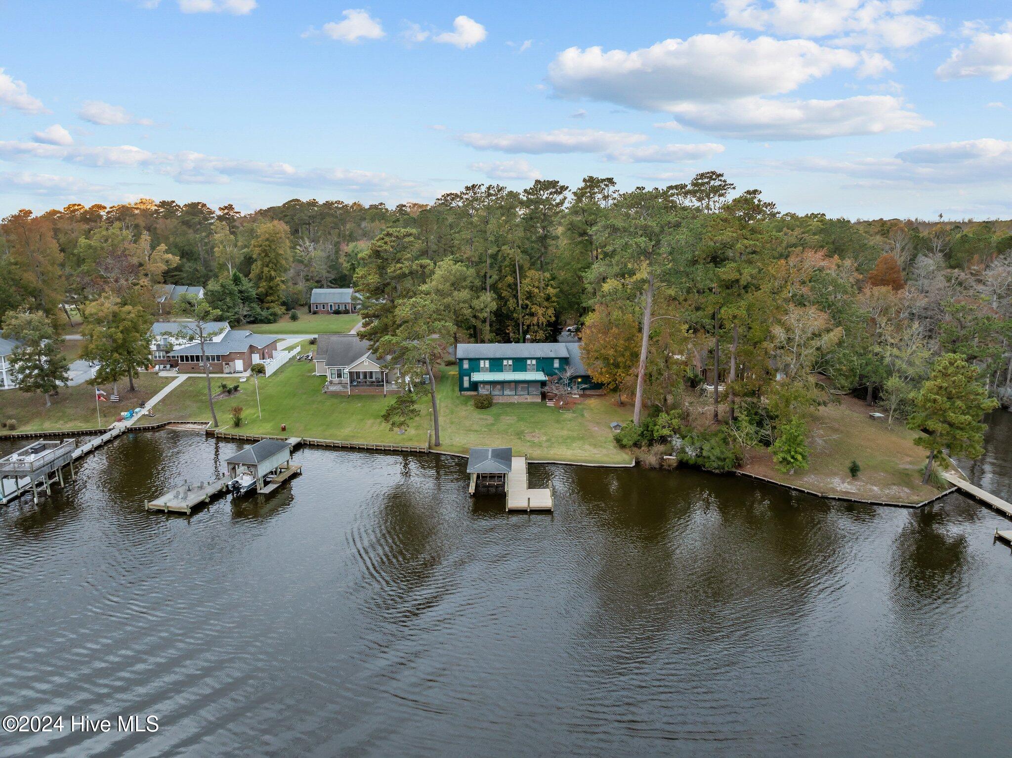 870 Sawmill Landing Road Property Photo 3