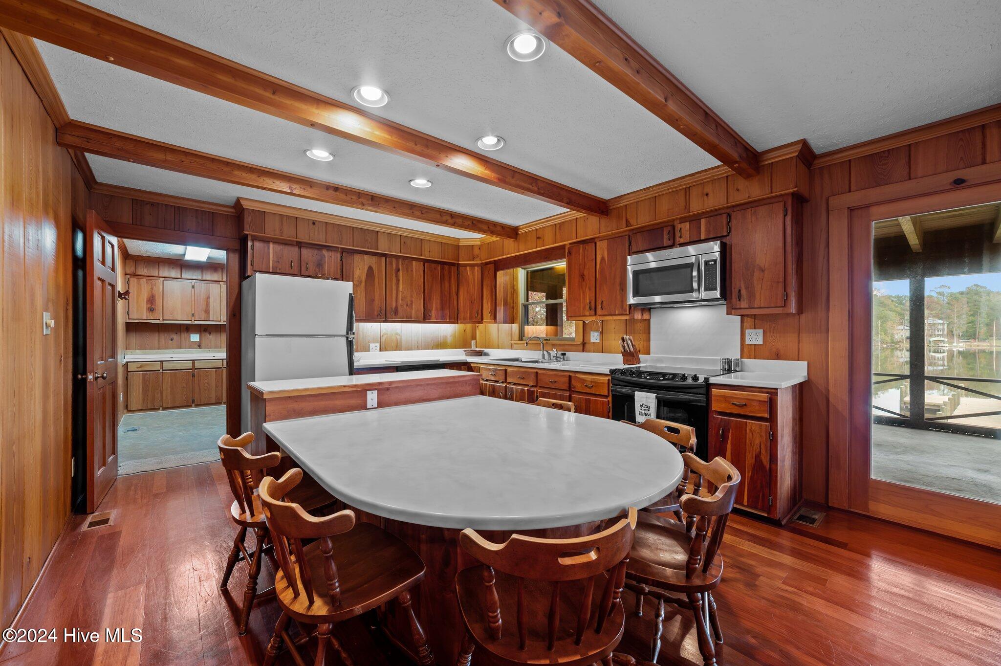 870 Sawmill Landing Road Property Photo 16