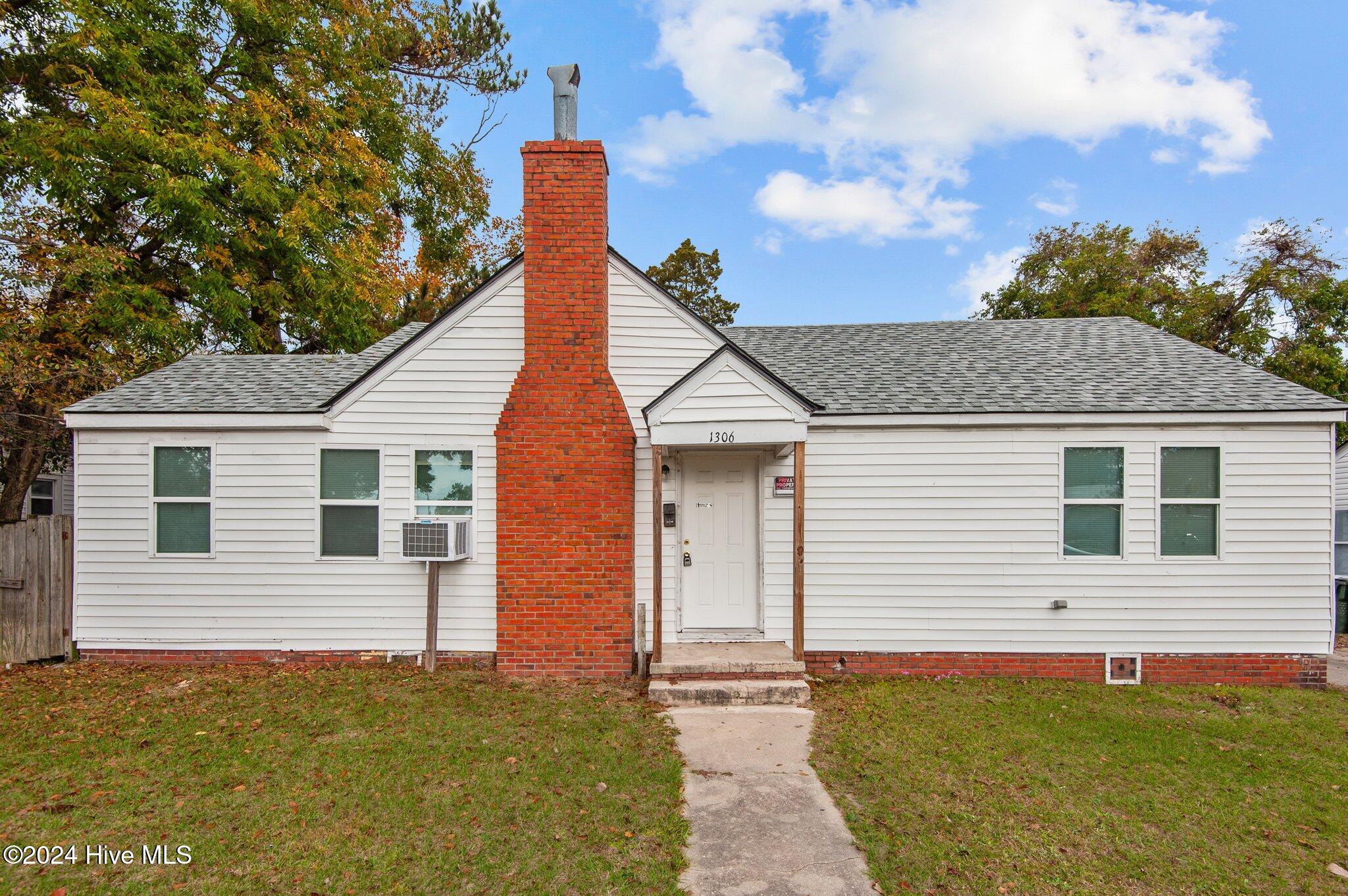 1306 Myrtle Street Property Photo
