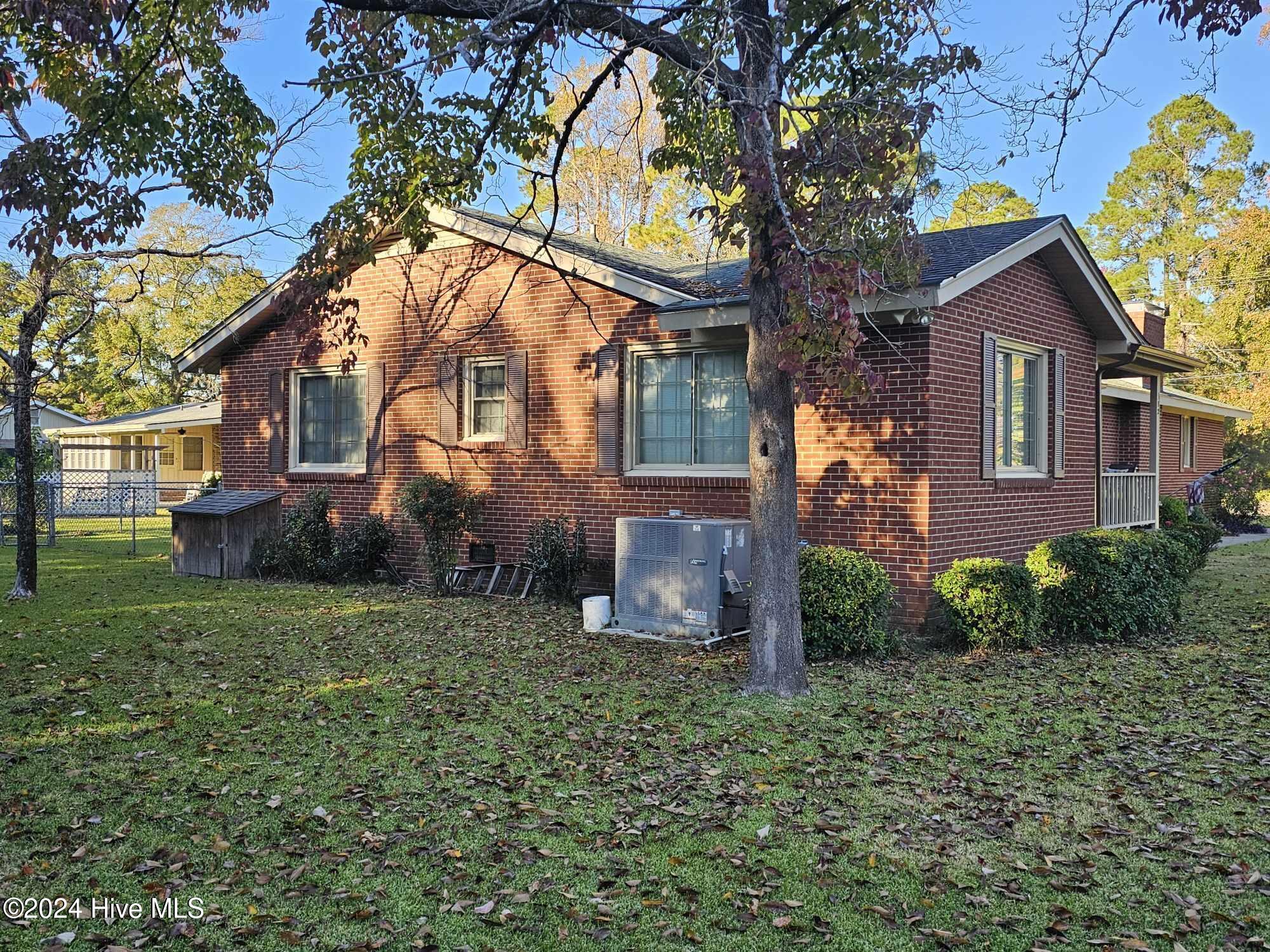 312 N Crescent Drive Property Photo 3