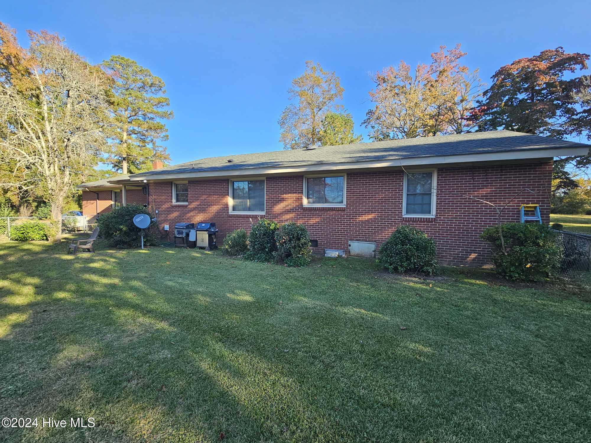 312 N Crescent Drive Property Photo 4