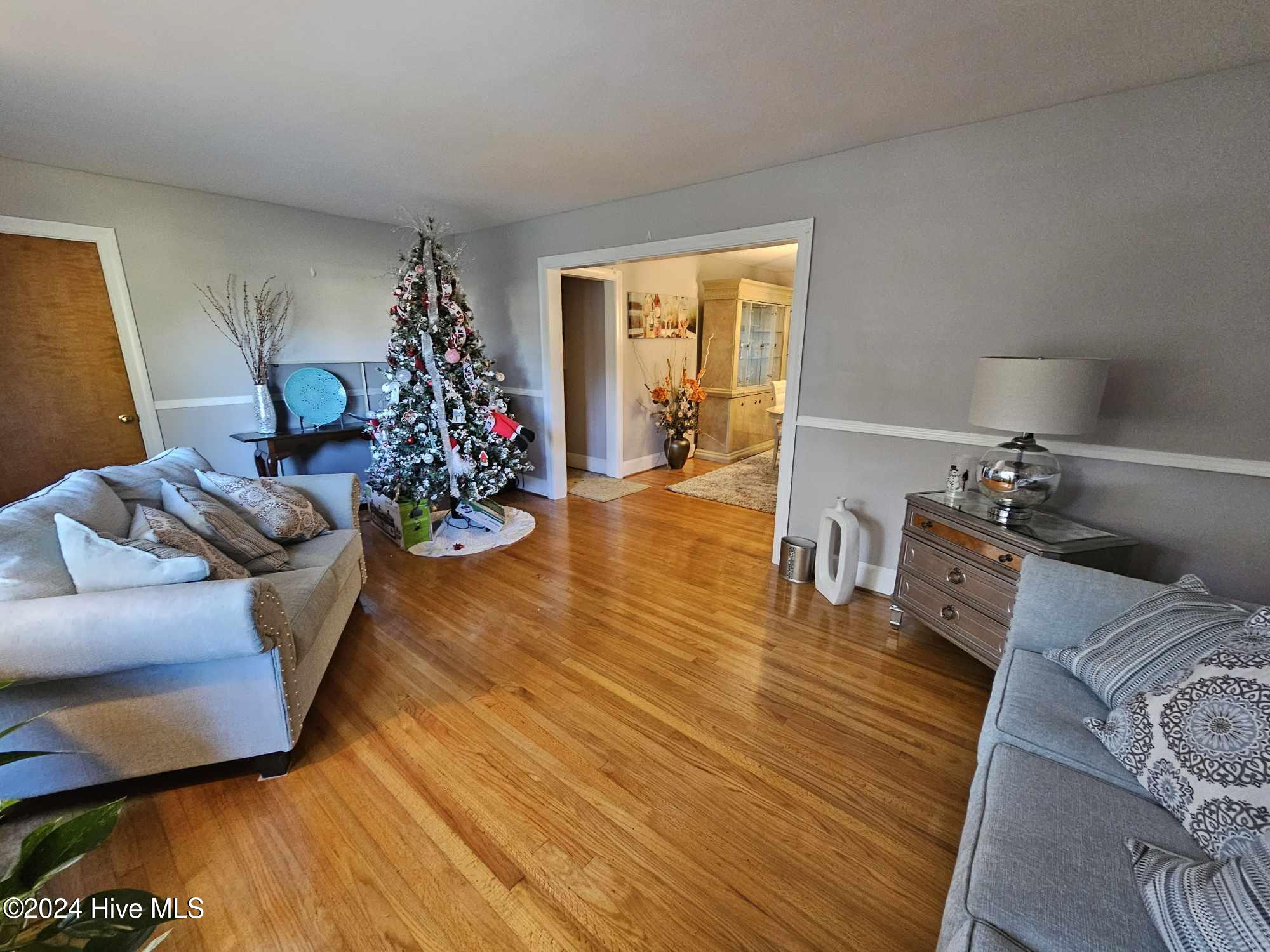 312 N Crescent Drive Property Photo 14