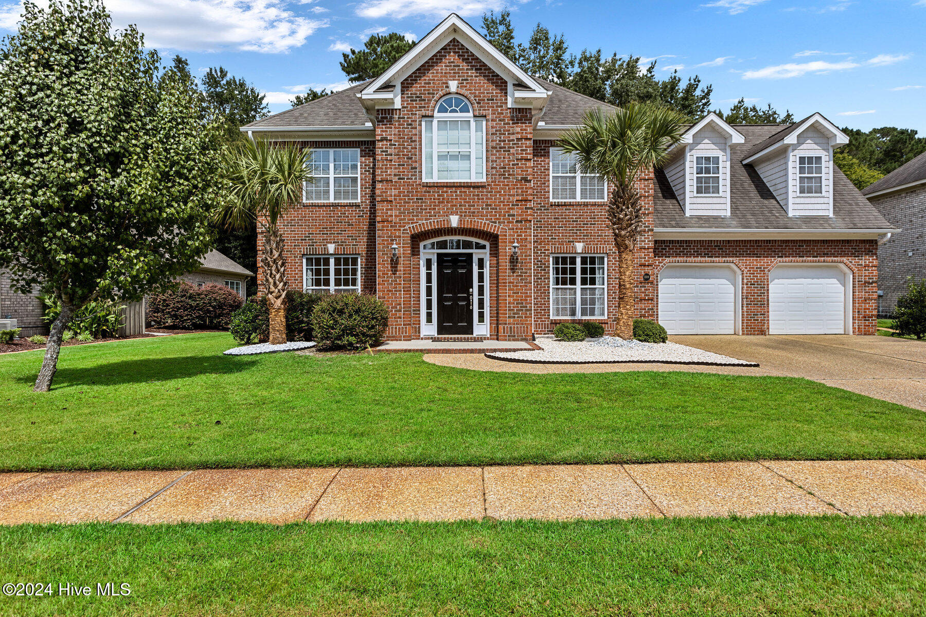 1109 Foxbow Cove Property Photo 1