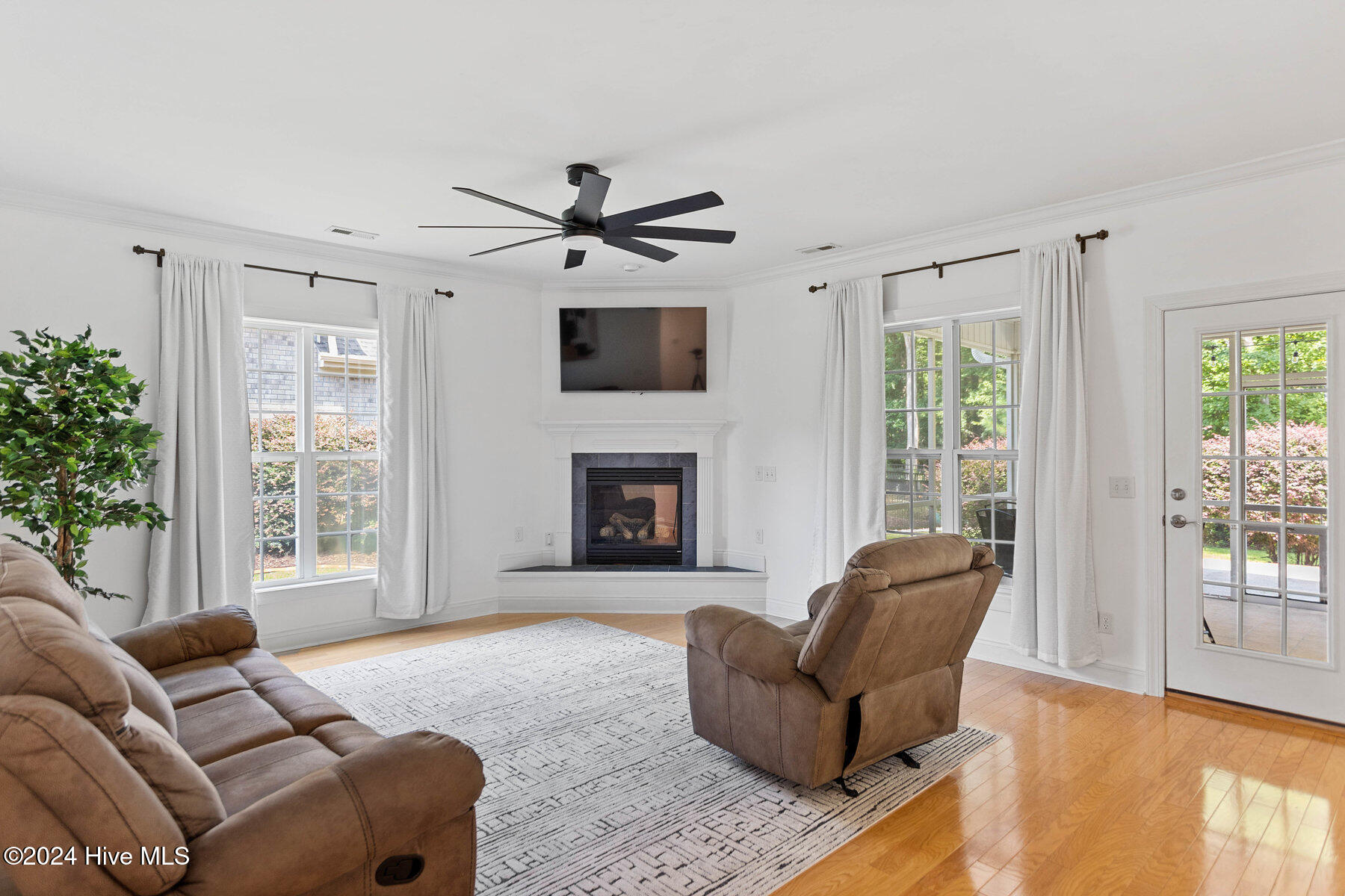 1109 Foxbow Cove Property Photo 19