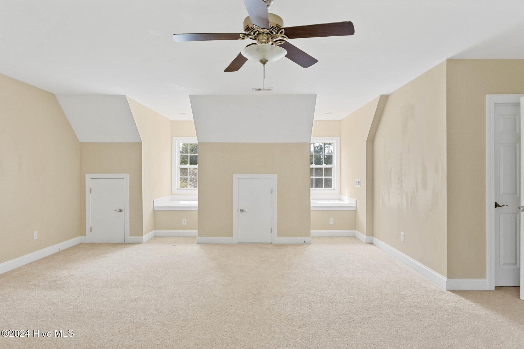 1109 Foxbow Cove Property Photo 34