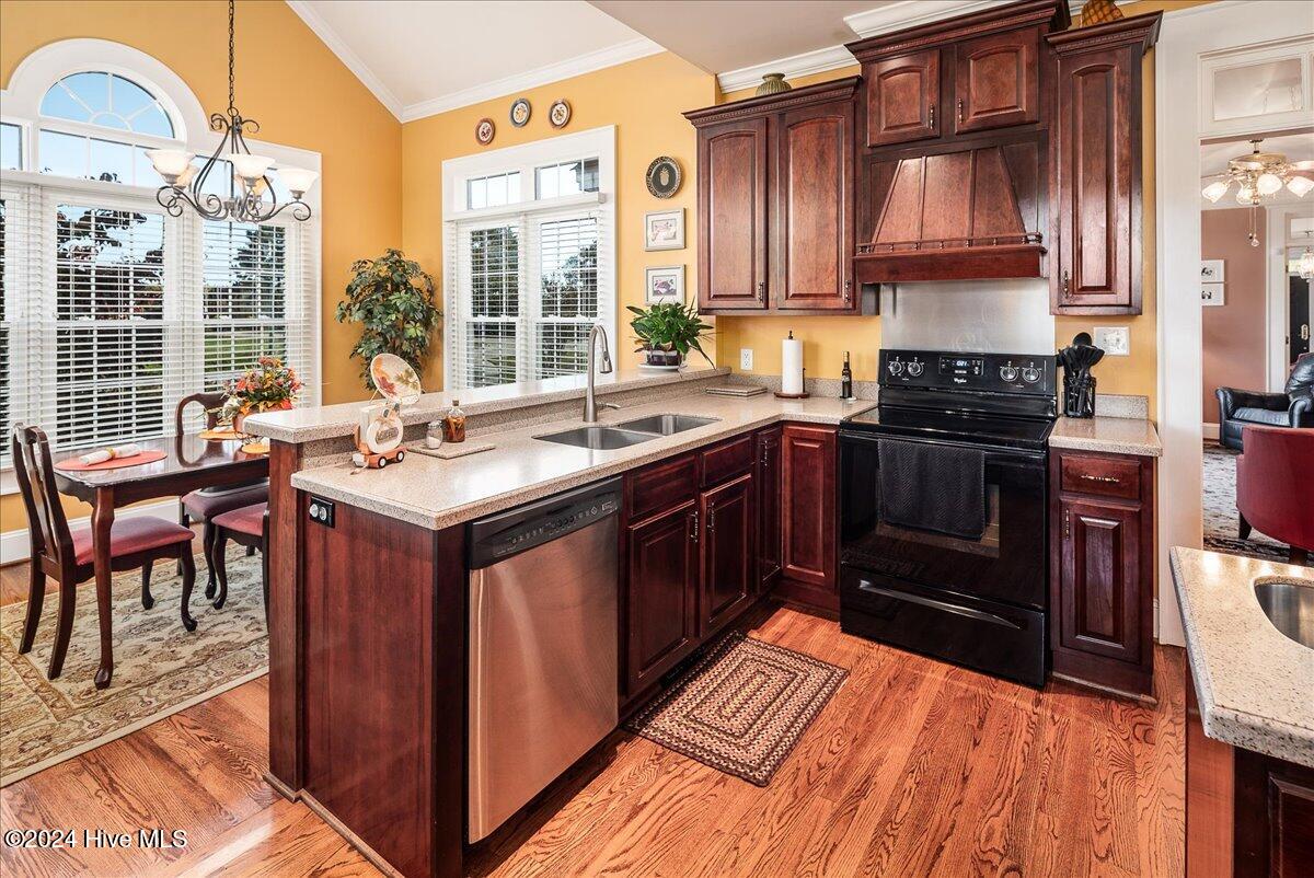 831 Meadow Road Property Photo 17
