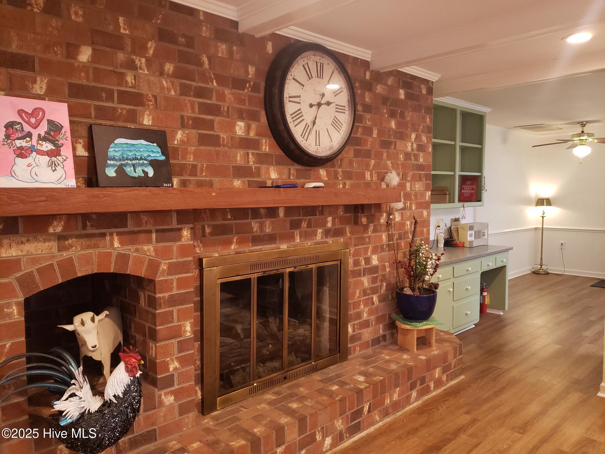 203 Green Street Property Photo 4