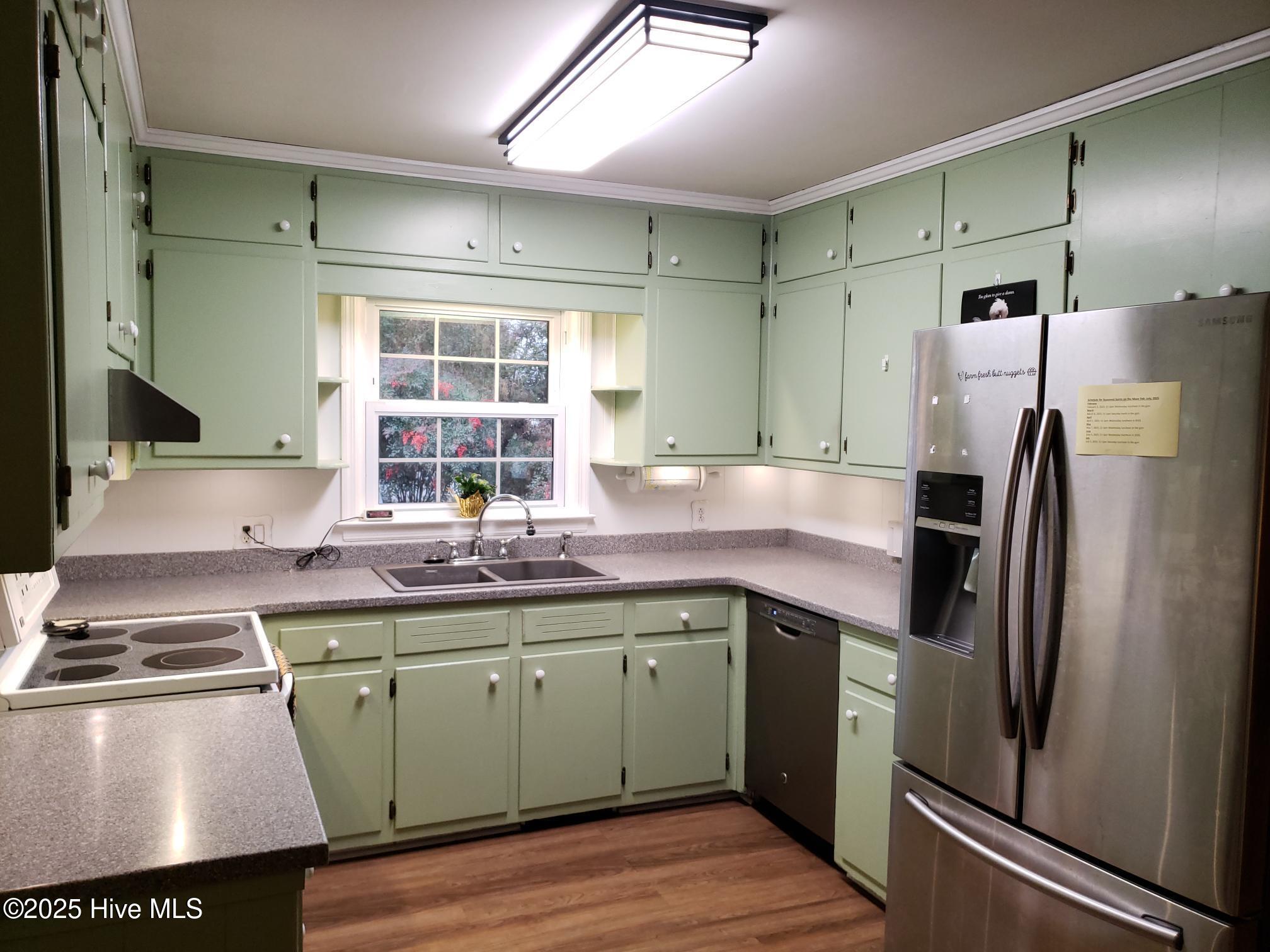 203 Green Street Property Photo 11