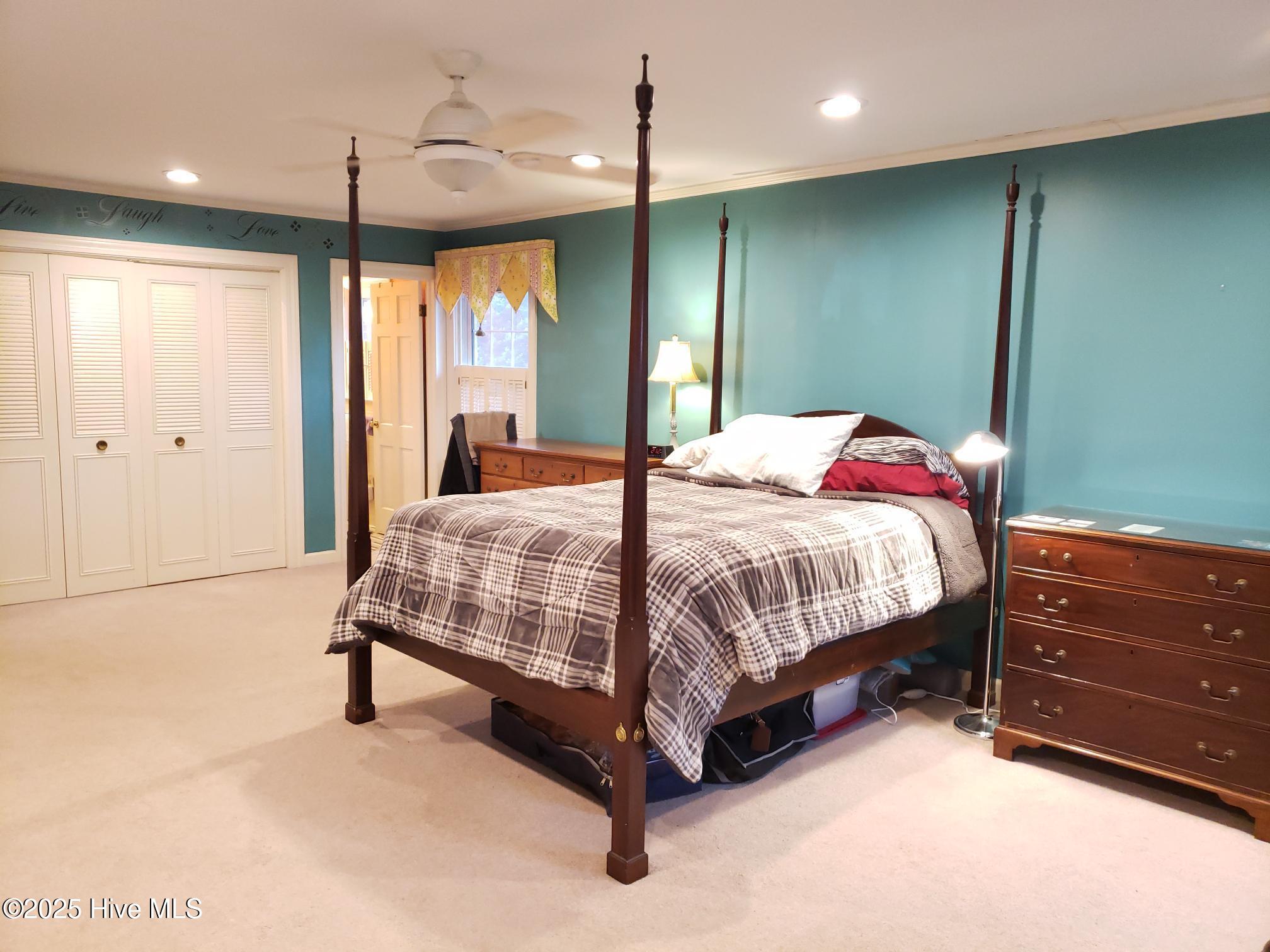 203 Green Street Property Photo 18