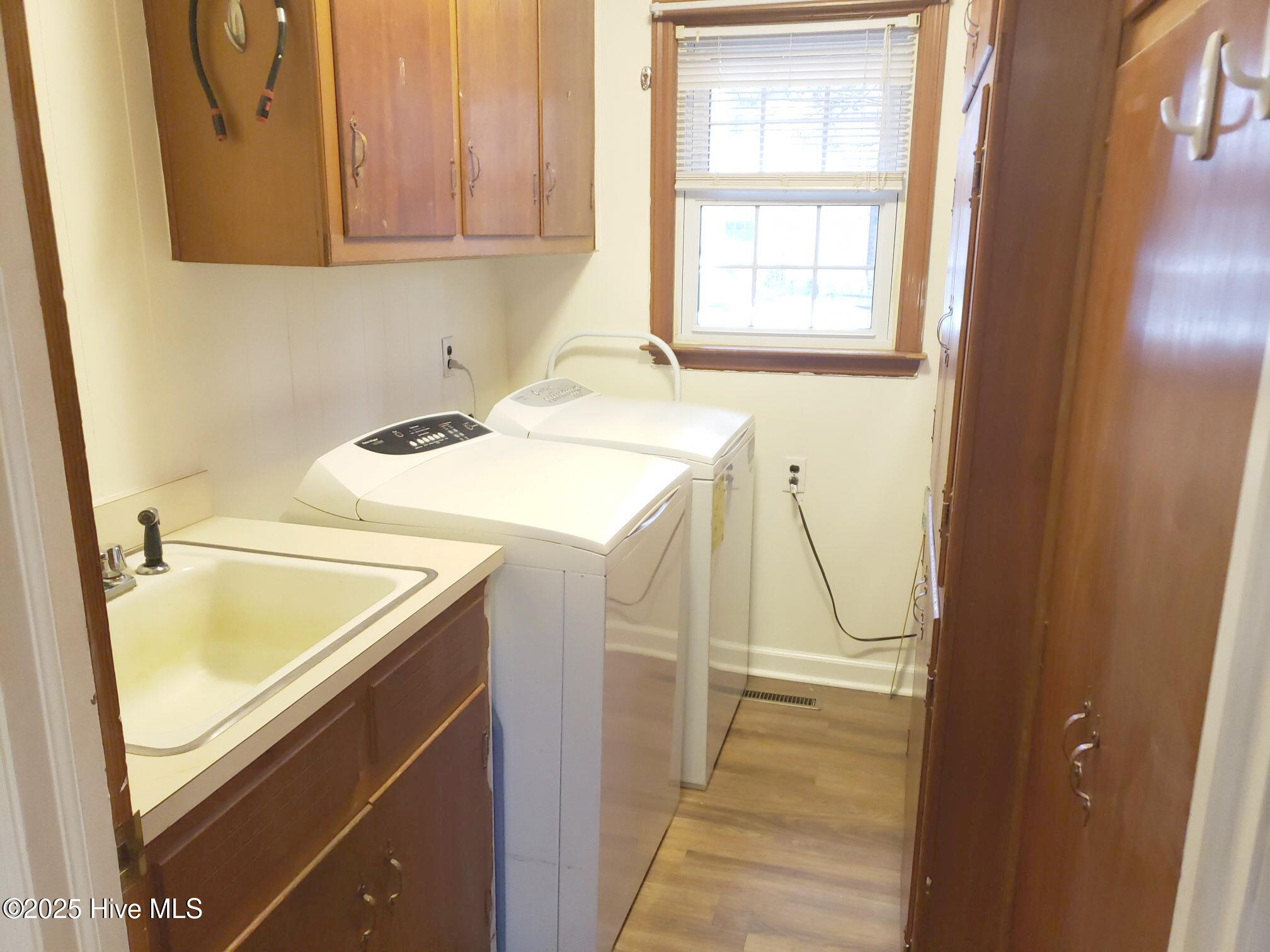 203 Green Street Property Photo 22