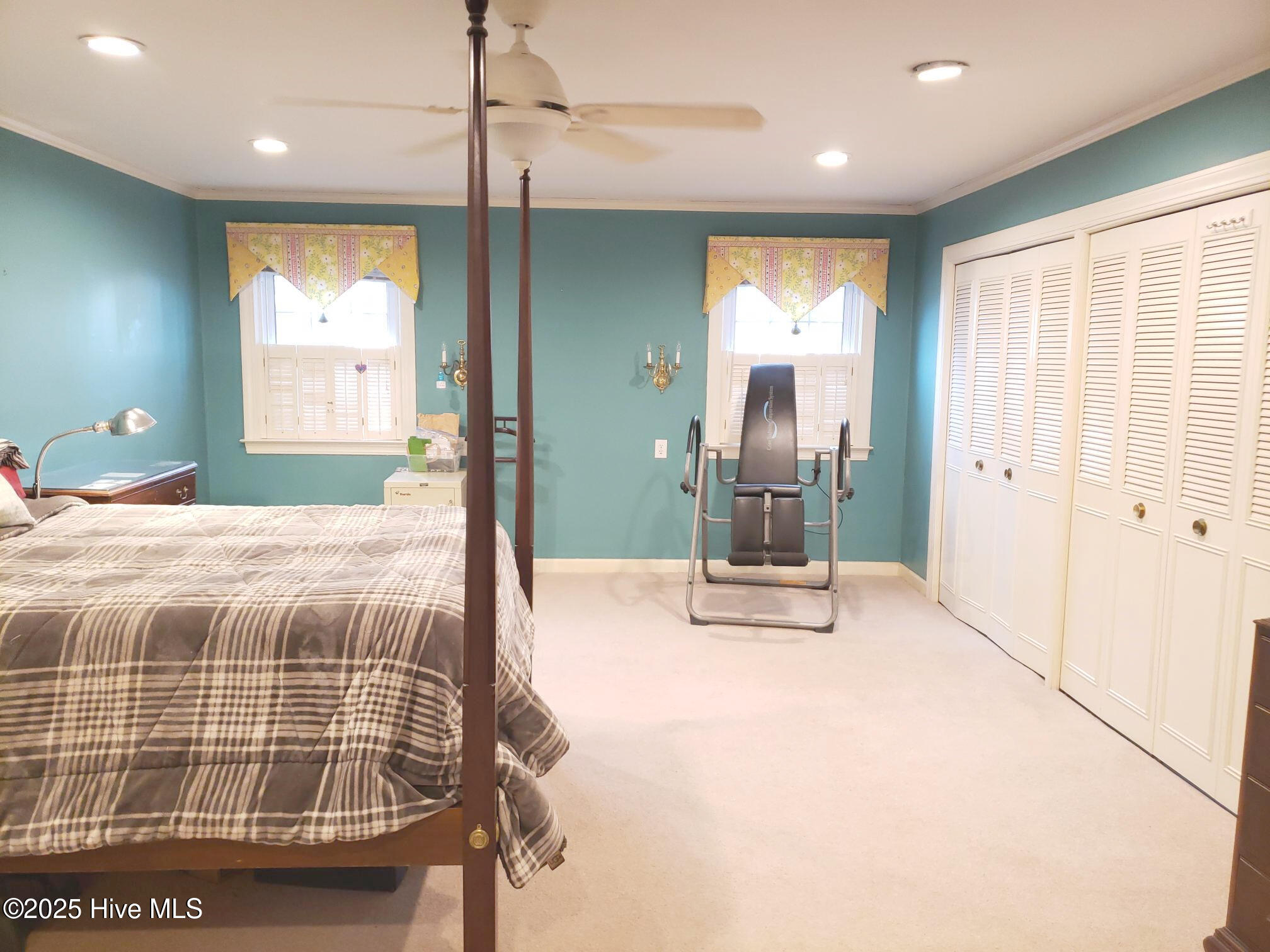 203 Green Street Property Photo 27