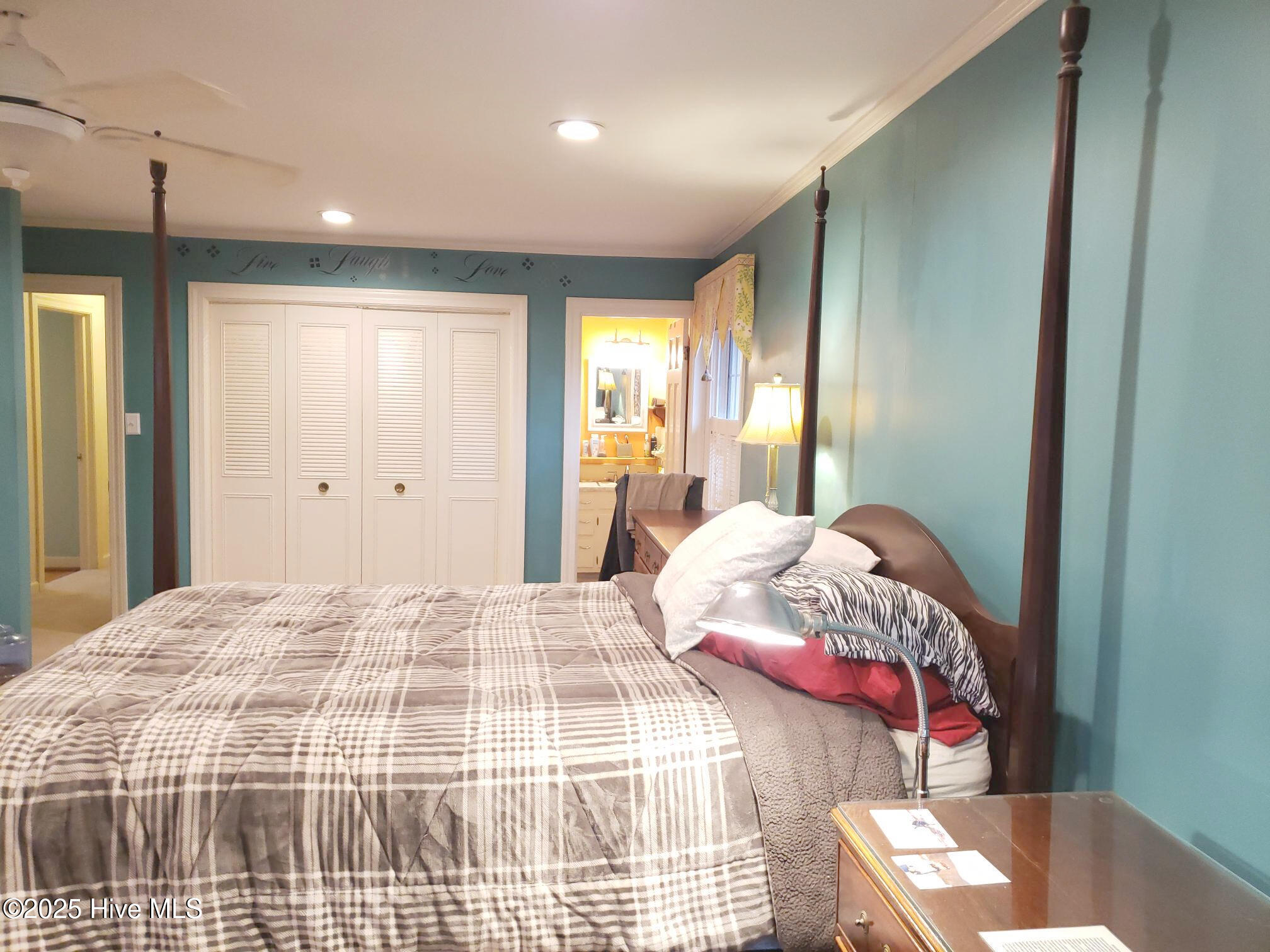 203 Green Street Property Photo 28