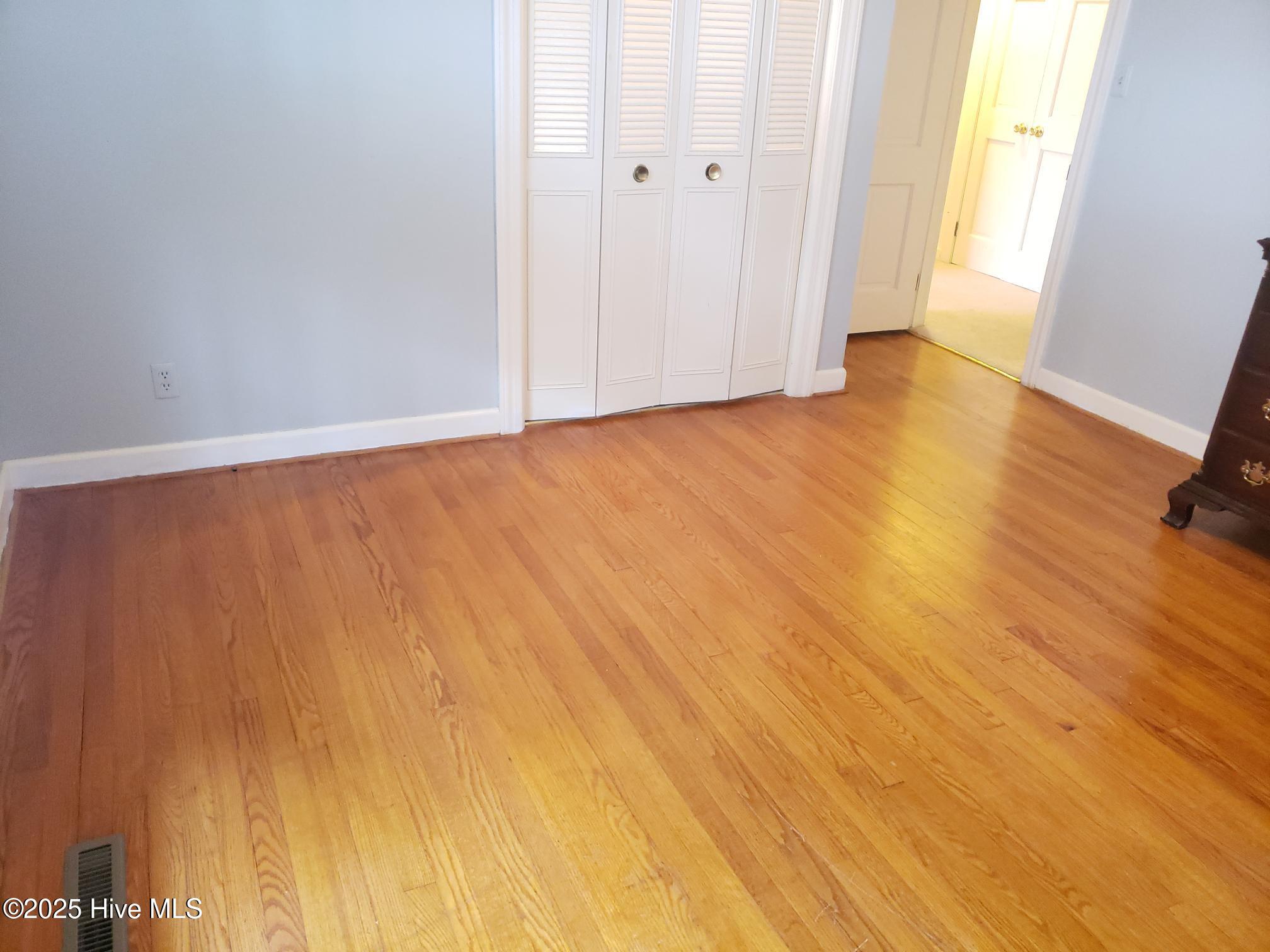 203 Green Street Property Photo 31