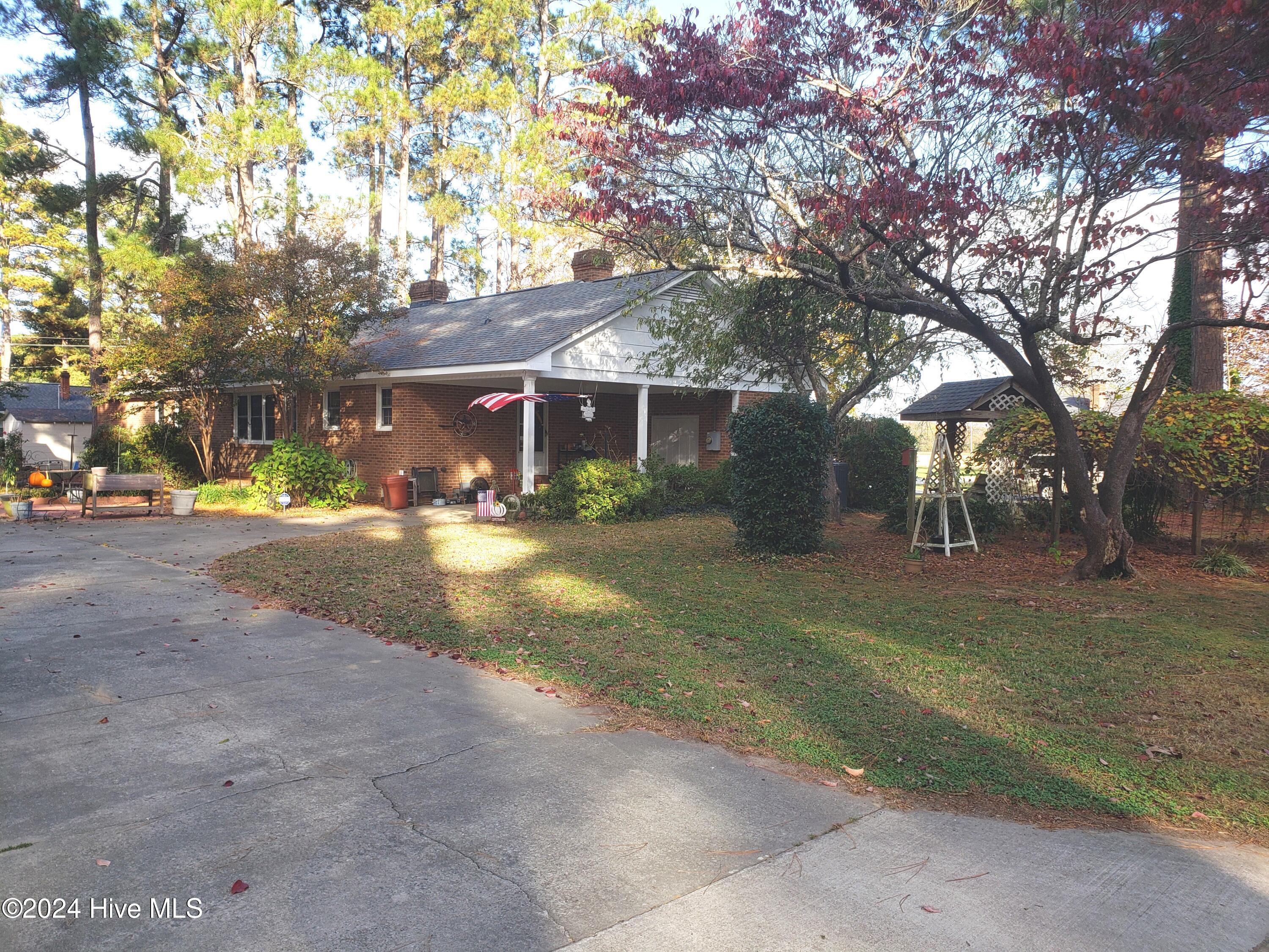 203 Green Street Property Photo 34