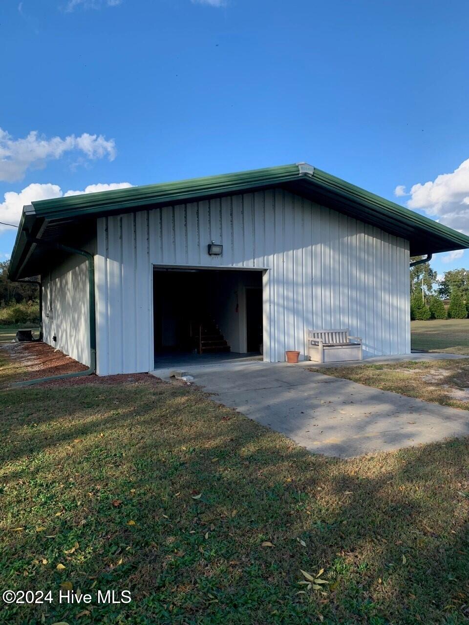 8110 Wiggins Mill Road Property Photo 4