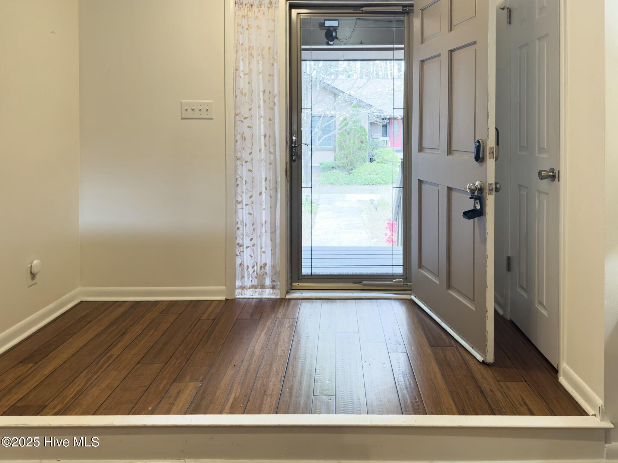 6739 Irongate Drive B Property Photo 9