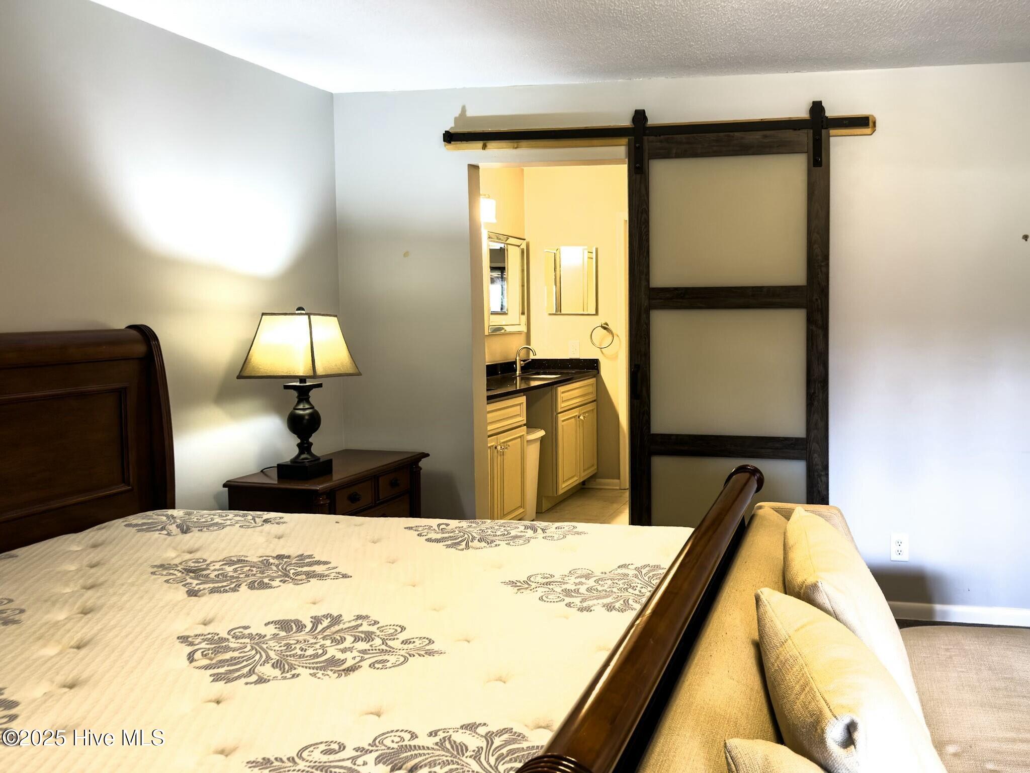 6739 Irongate Drive B Property Photo 21