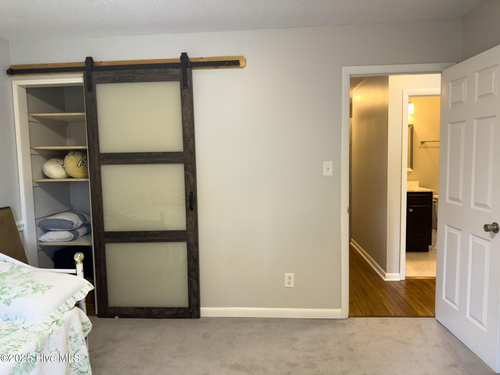 6739 Irongate Drive B Property Photo 27